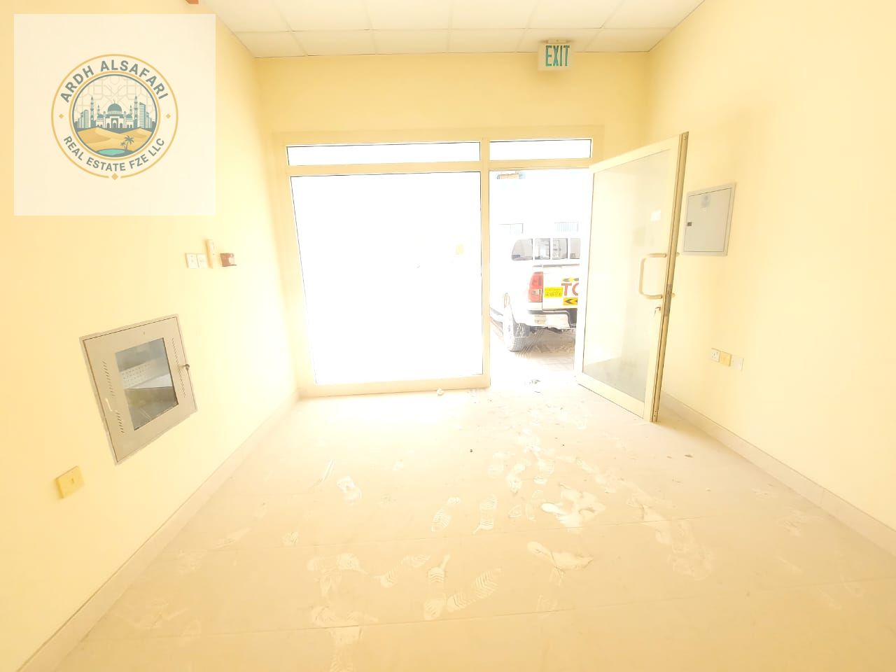 No Deposit Ready to move big size Shop available in Muwaileh