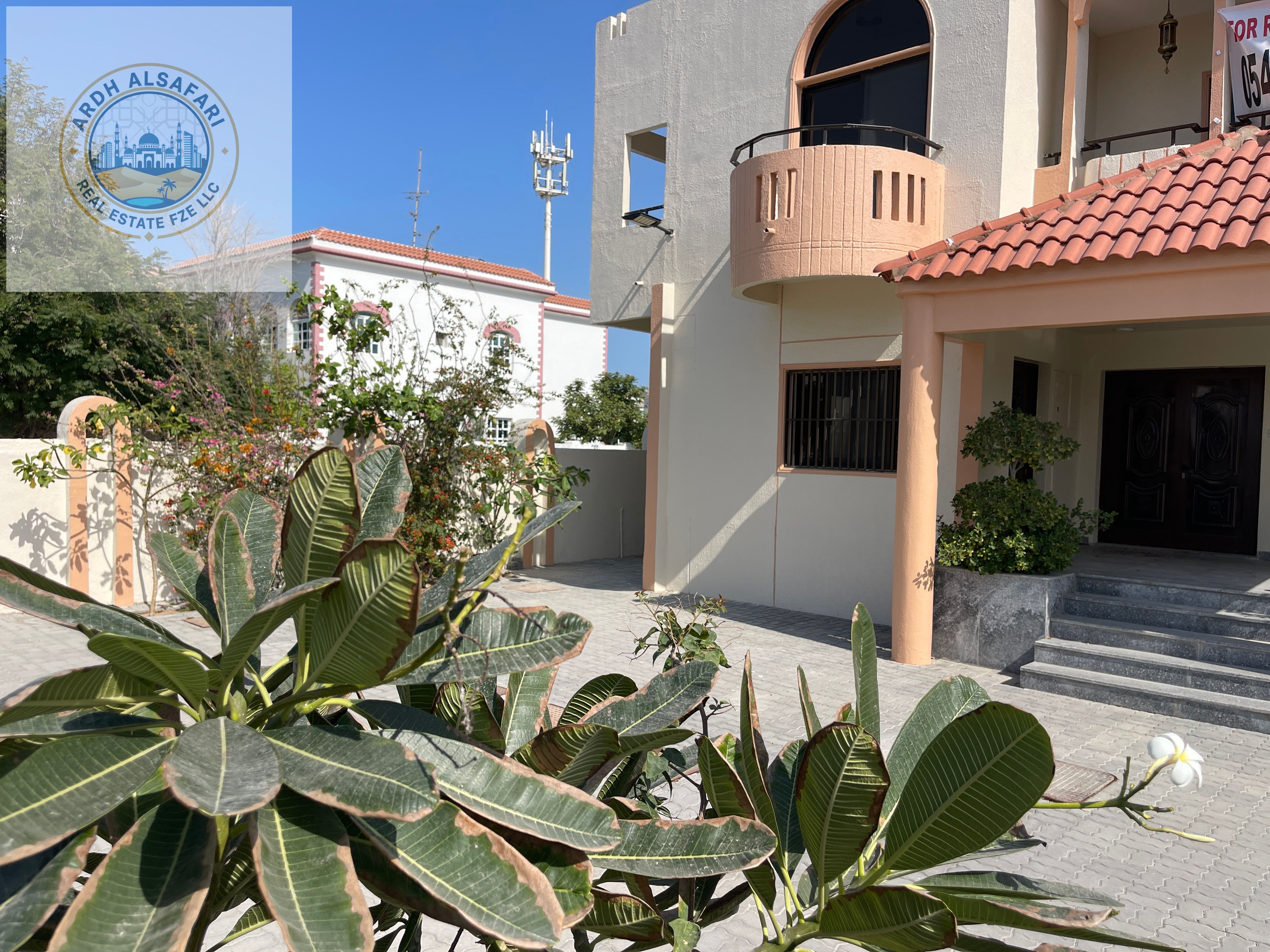 Double-Storey 5BR Villa with Big Spaces Near Heera Beach