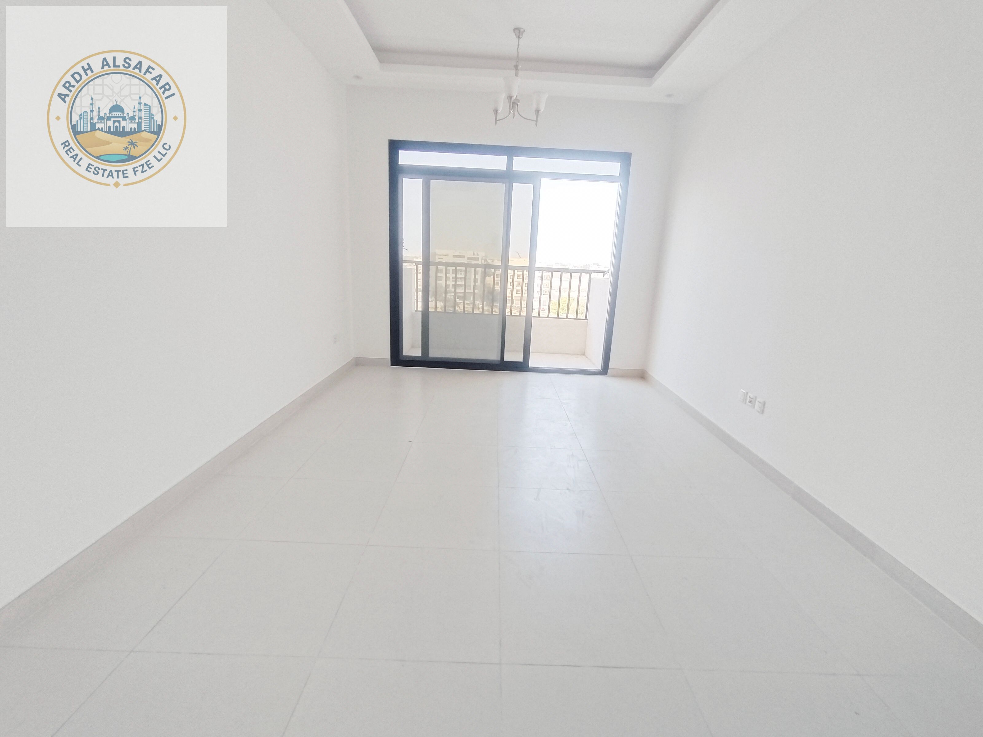 Brand New building first shifting ready to move penthouse available for family with balcony wardrobes in a reasonable price at a prime location