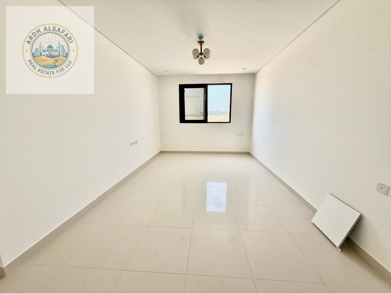 brand new 1bhk Apartment with one month free with balcony with 2bathroom only in 45k at ideal location