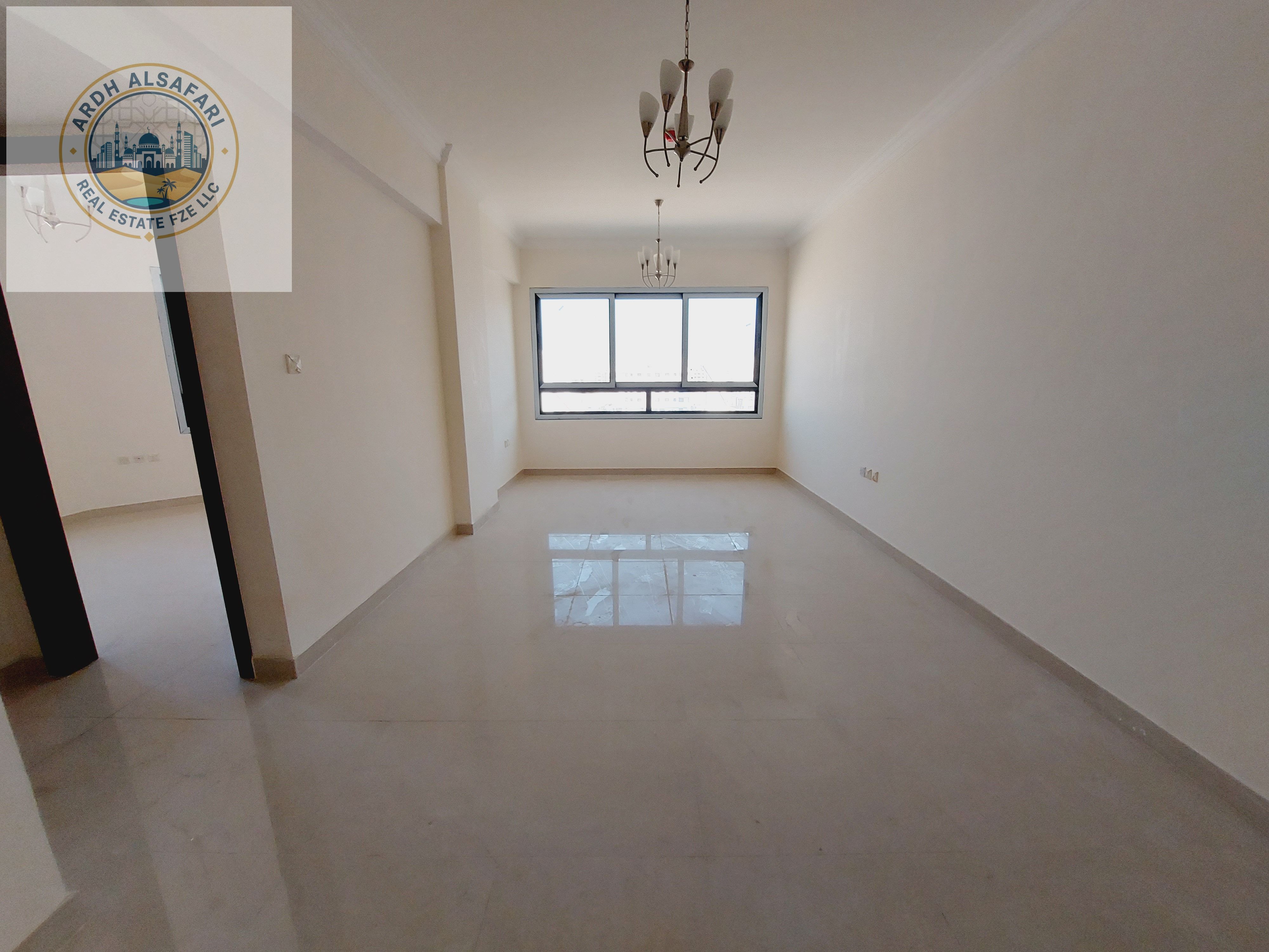 brand new 2bhk Apartment with 2balcony with 2bathroom only with 1 month free in 60k at ideal location
