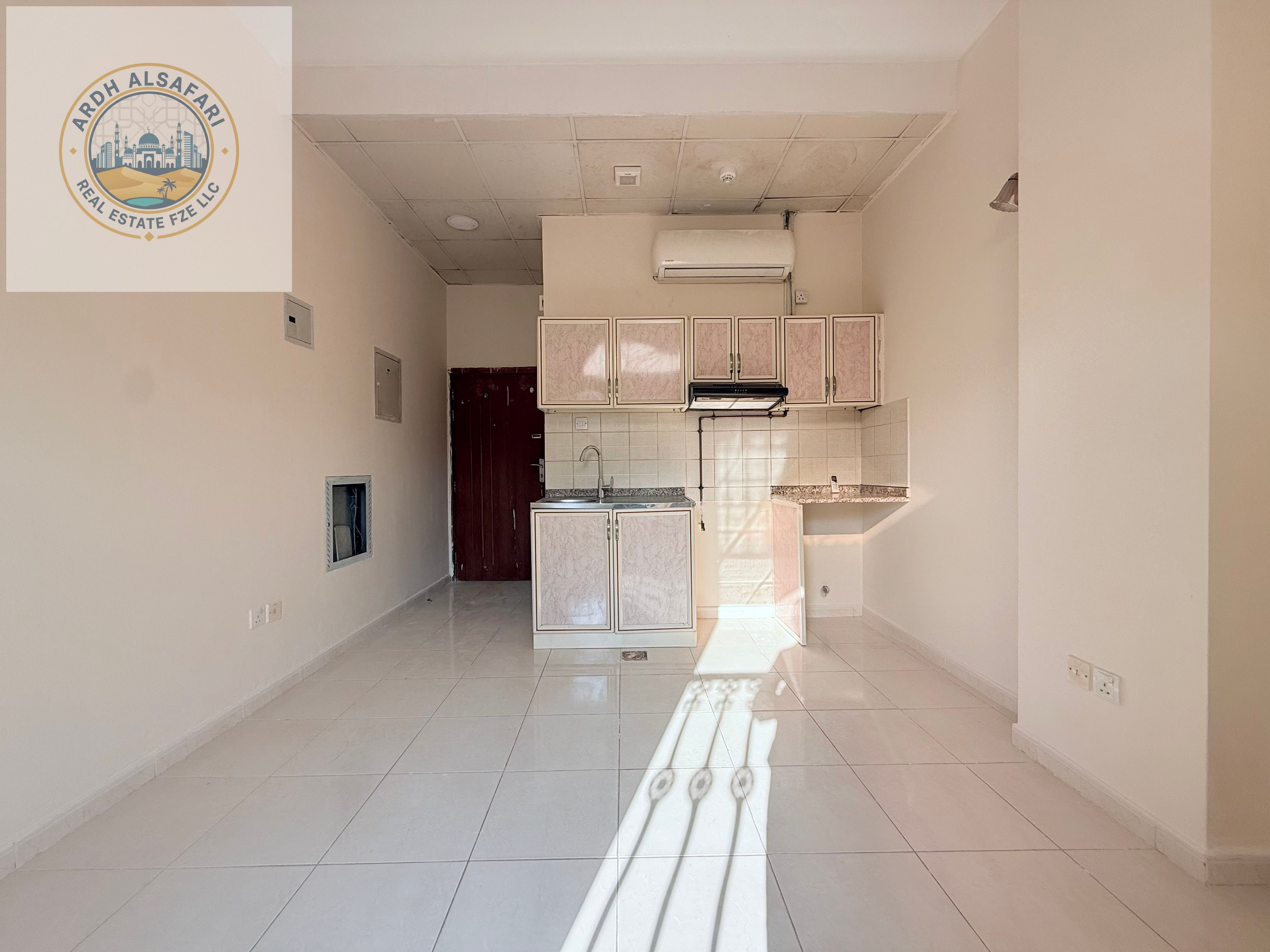 SPACIOUS STUDIO // NEAR GALAXY CITY SUPERMARKET // ON ROAD BUILDING // REASONABLE PRICE // FAMILY BUILDING // EASY ACCESS TO DUBAI