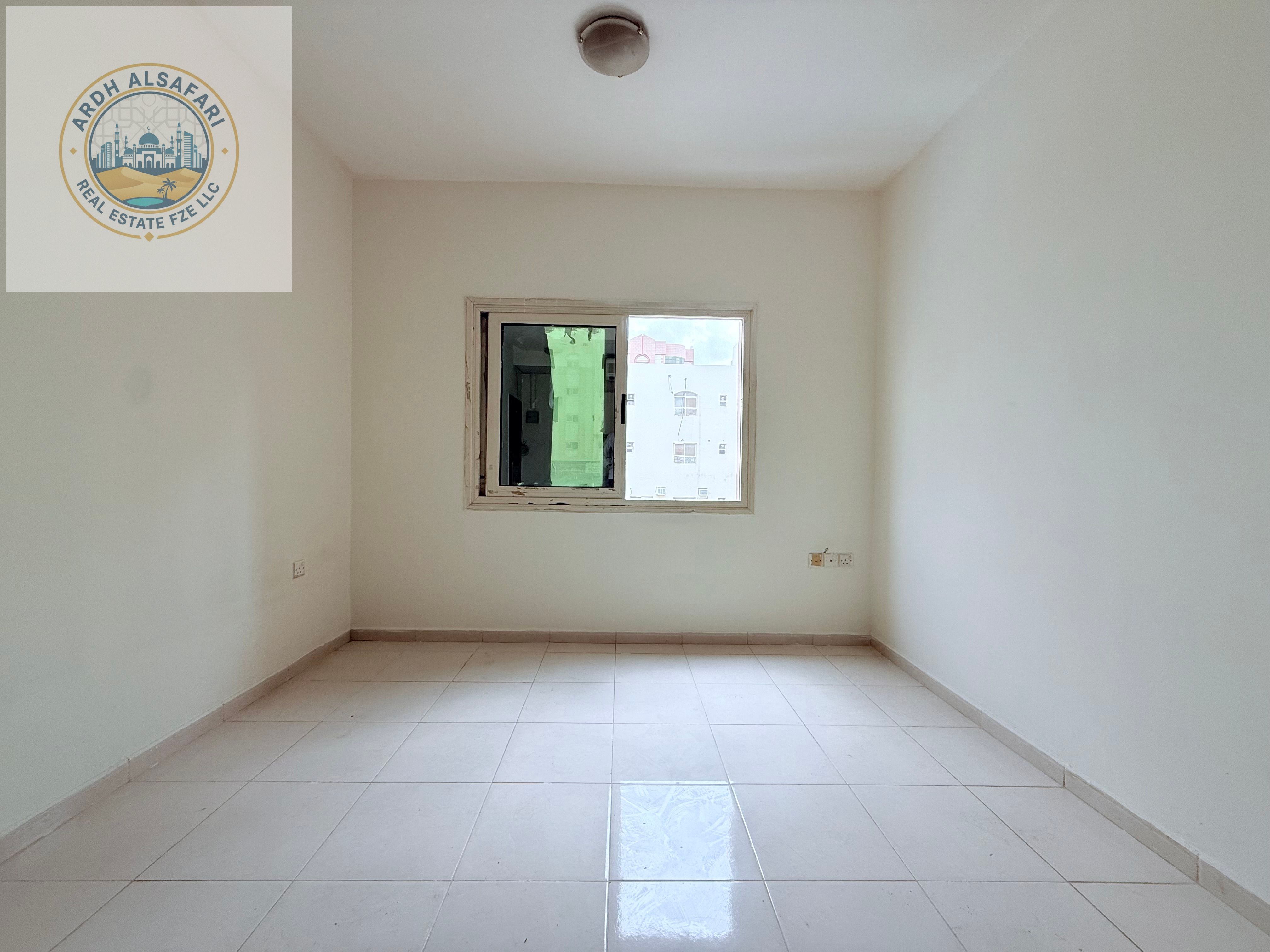 SPACIOUS STUDIO // NEAR PARK , MUWAILEH BUS STATION // CHEAPEST PRICE // FAMILY BUILDING // EASY ACCESS TO DUBAI