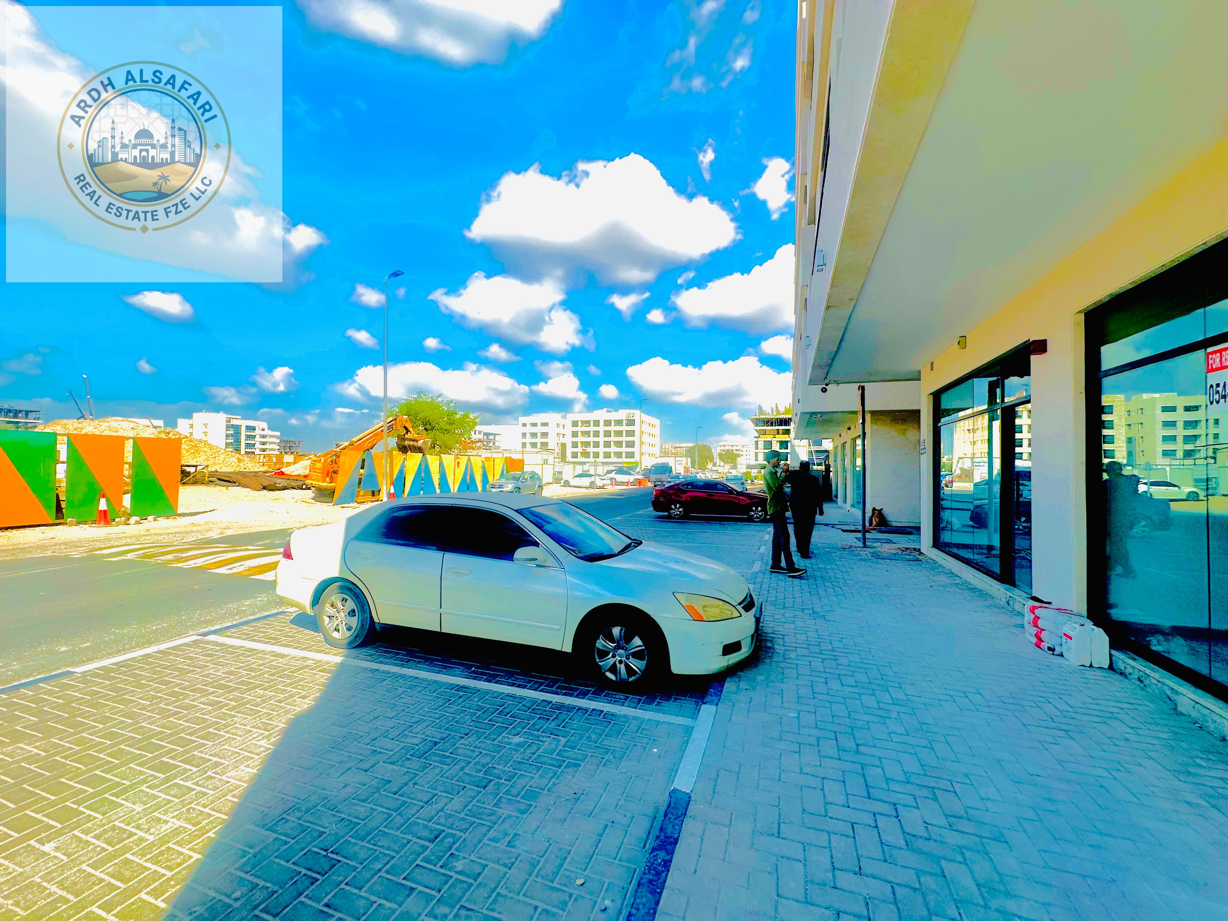 Shop available at prime location brand new new area for new bussnies ready to bath