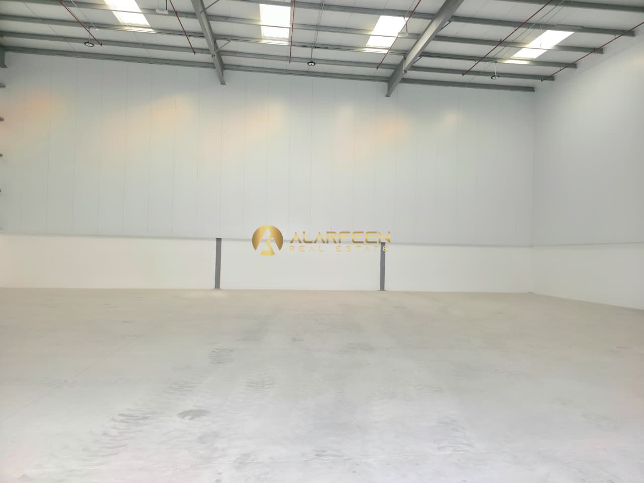 2871 sqft/ 30kw/ Spacious warehouse