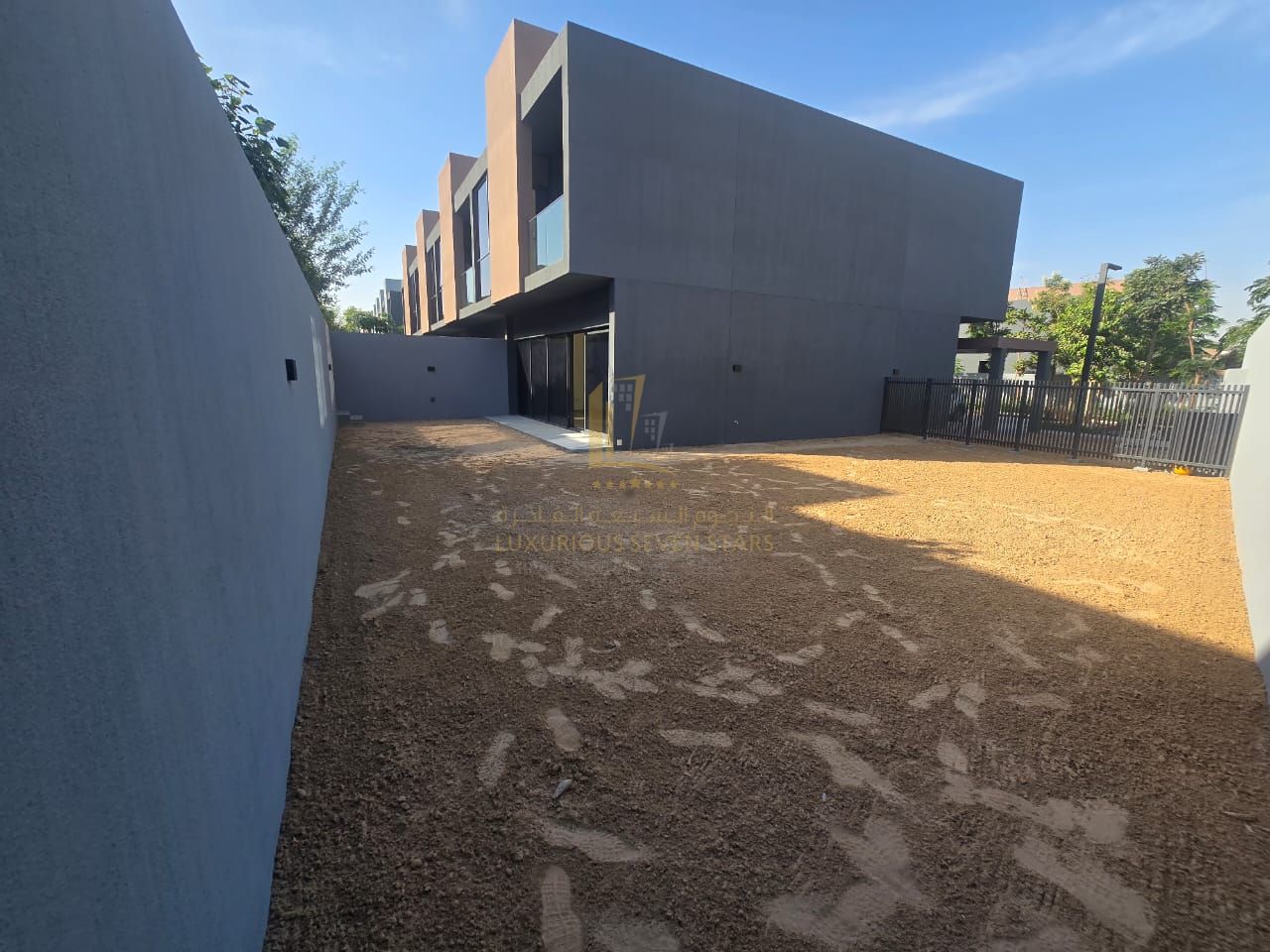 For Sale 3-Bedroom Townhouse (Corner Unit) in Masaar – Robinia