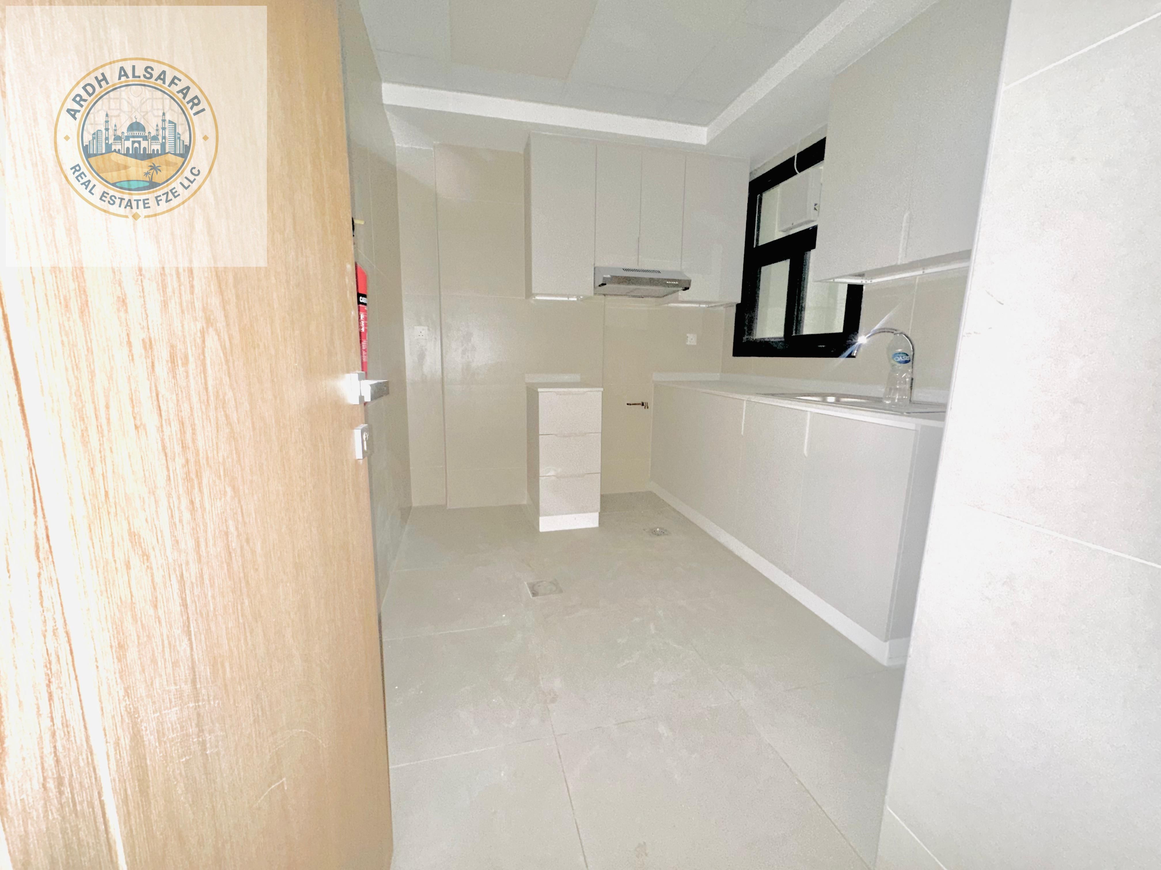 Brand New building luxury 1bhk apartment on very reasonable price golden opportunity with 2btahrooms visit it hope you will like