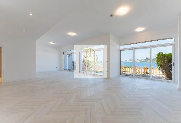 Direct Beach Access | Full Sea View | Vacant