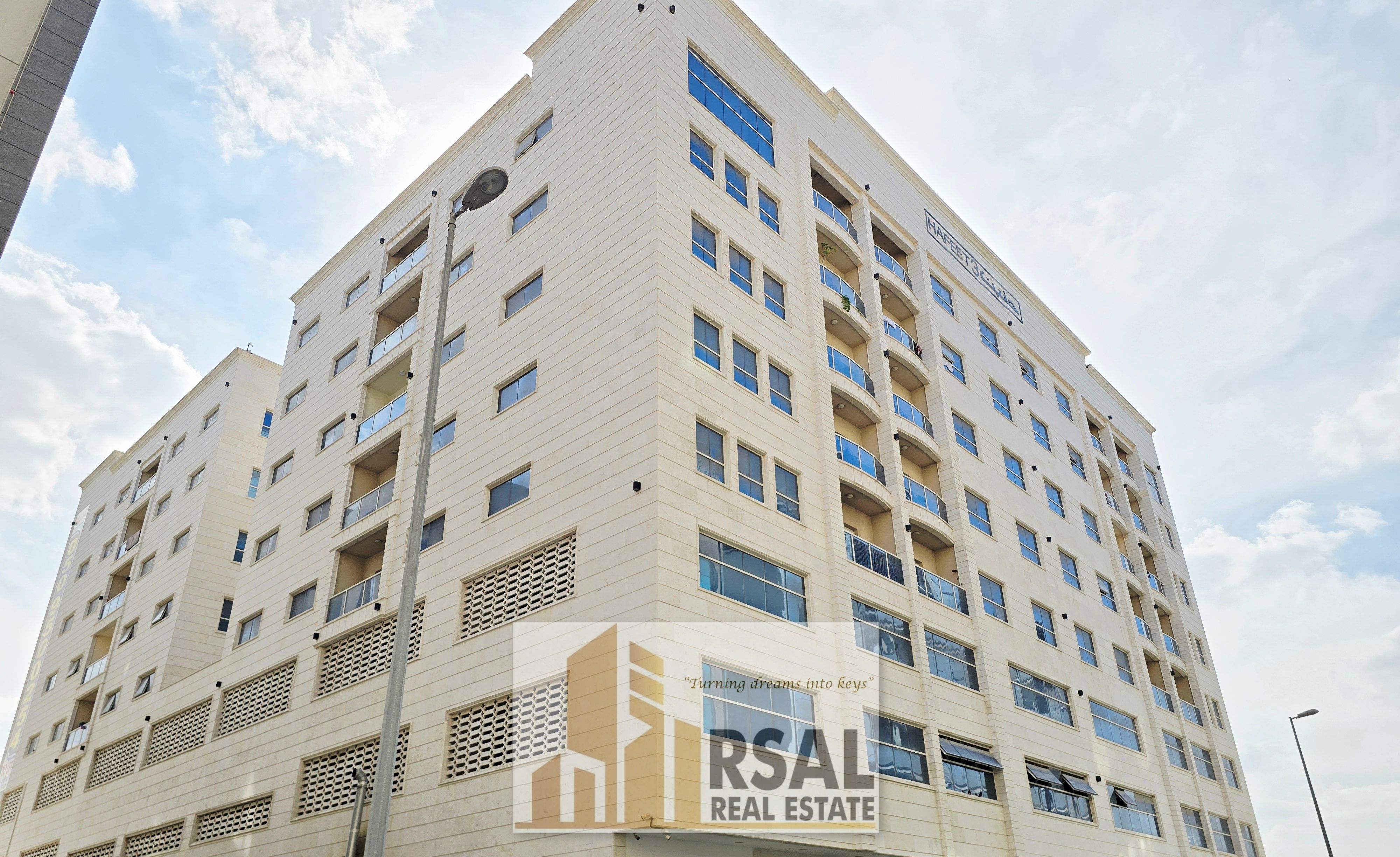 Weekend Best Opportunity // No Commission // Grogeous 2 Bedrooms // Good Location ?