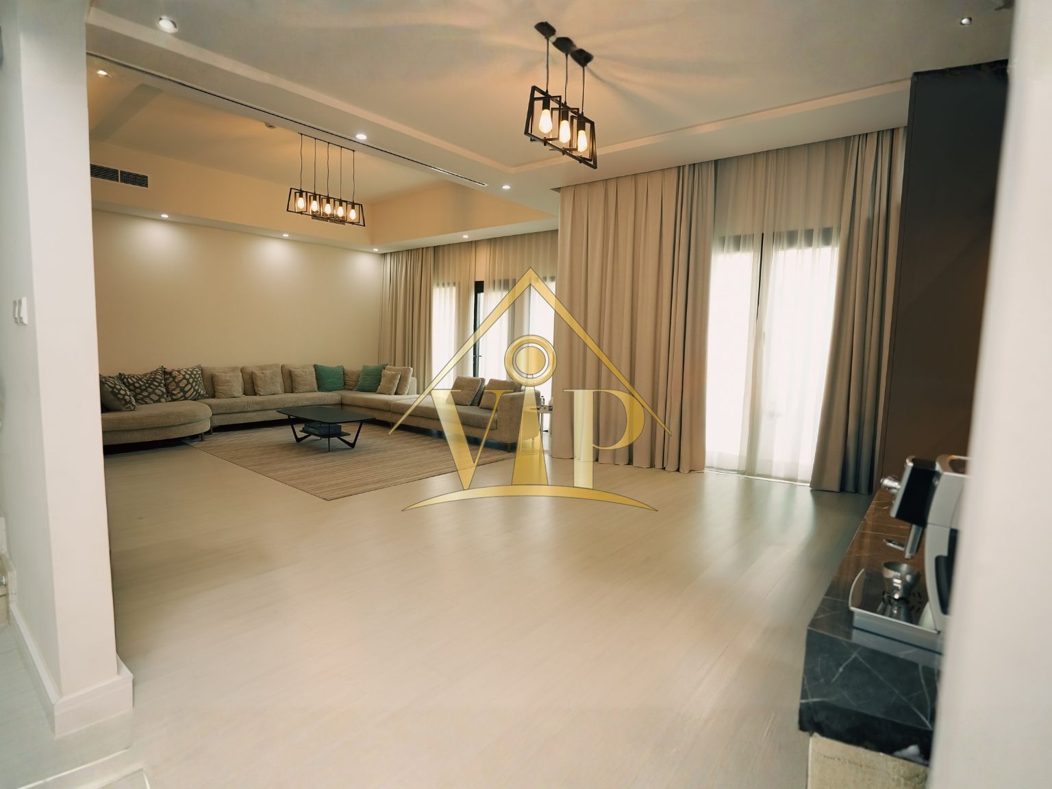 Hot Deal, Exclusive, Ready to Move In, Ideal Community