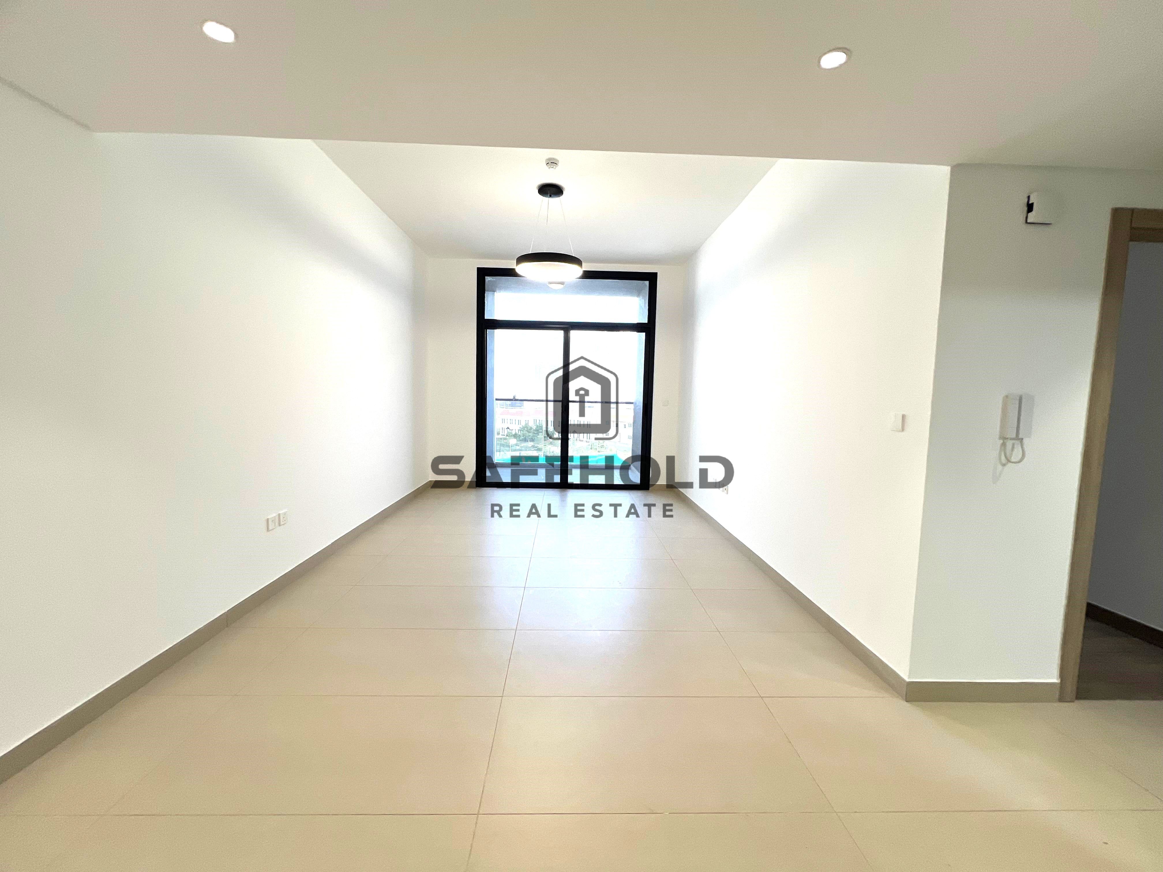 Luxury 1BHK with Closed Kitchen | Spacious & Modern layout