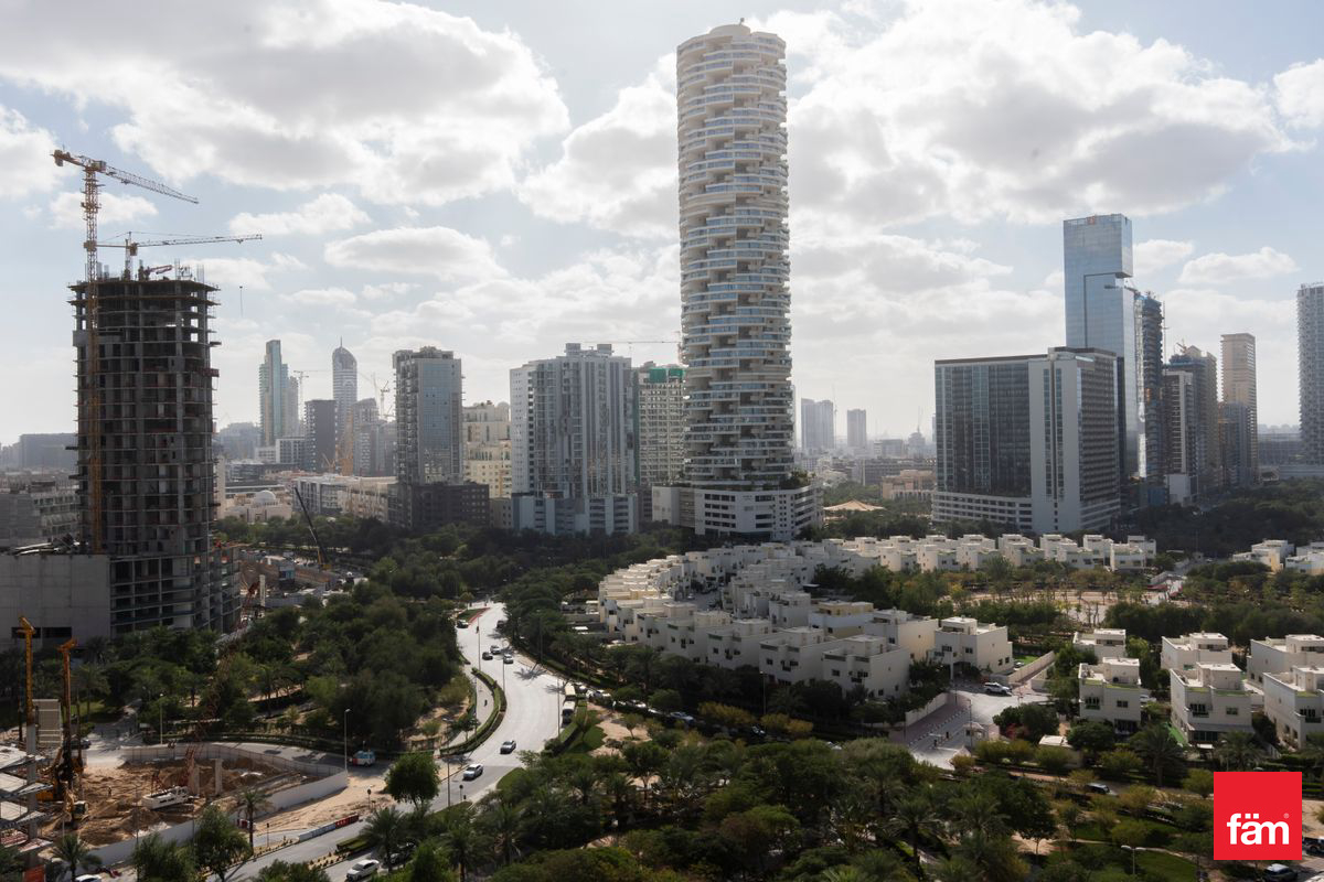 SEMIFURNISHED | BRAND NEW | PARK VIEW
