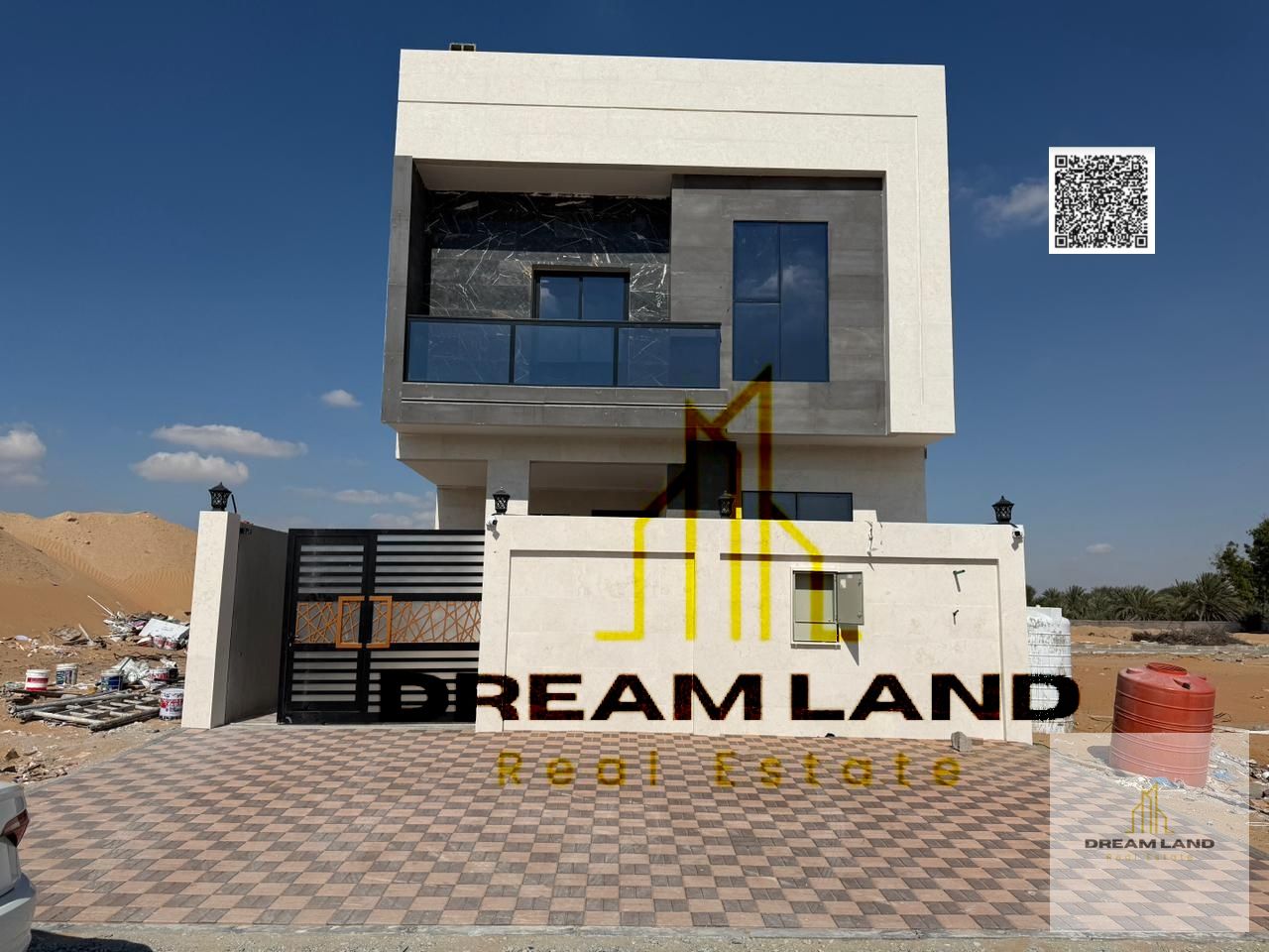 Including registration fees, Amazing town house consists of 5 master bedrooms with built in wardrobes, now for sale in a good price, in upscale area