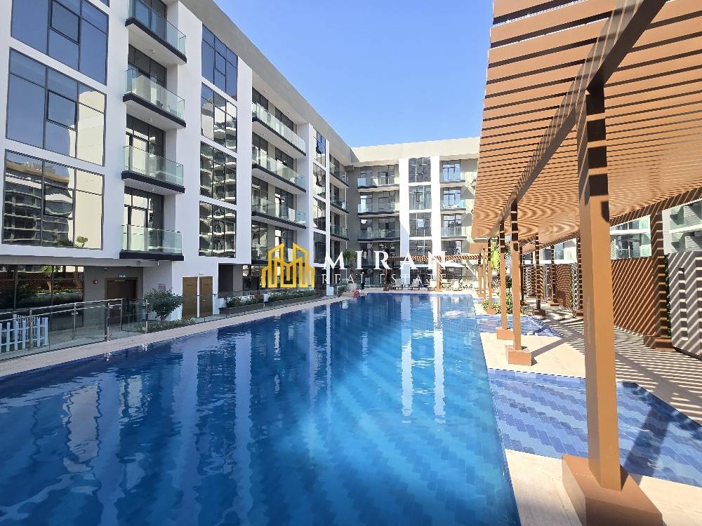 Luxury 3BR | Chiller Free | JVC