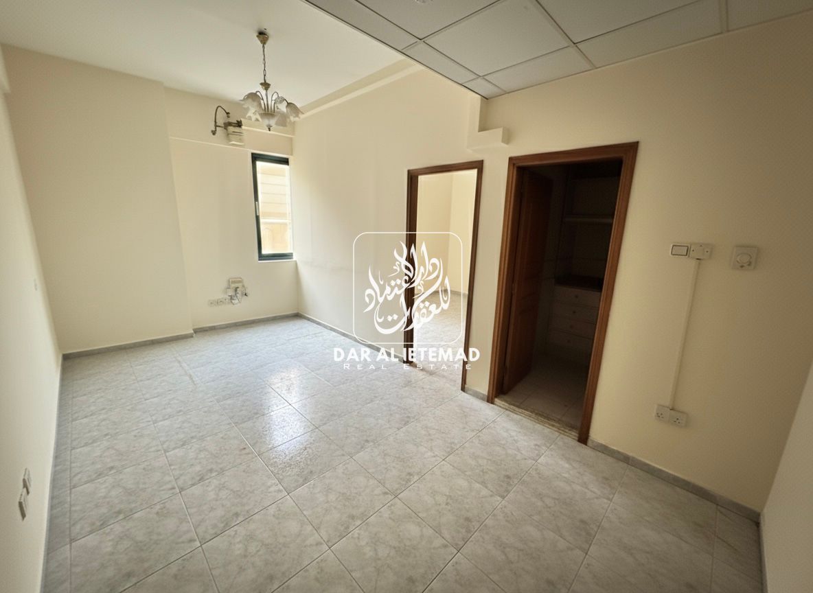 Prime 1BHK in Al Mareija | 30K | Sea & Transport Nearby