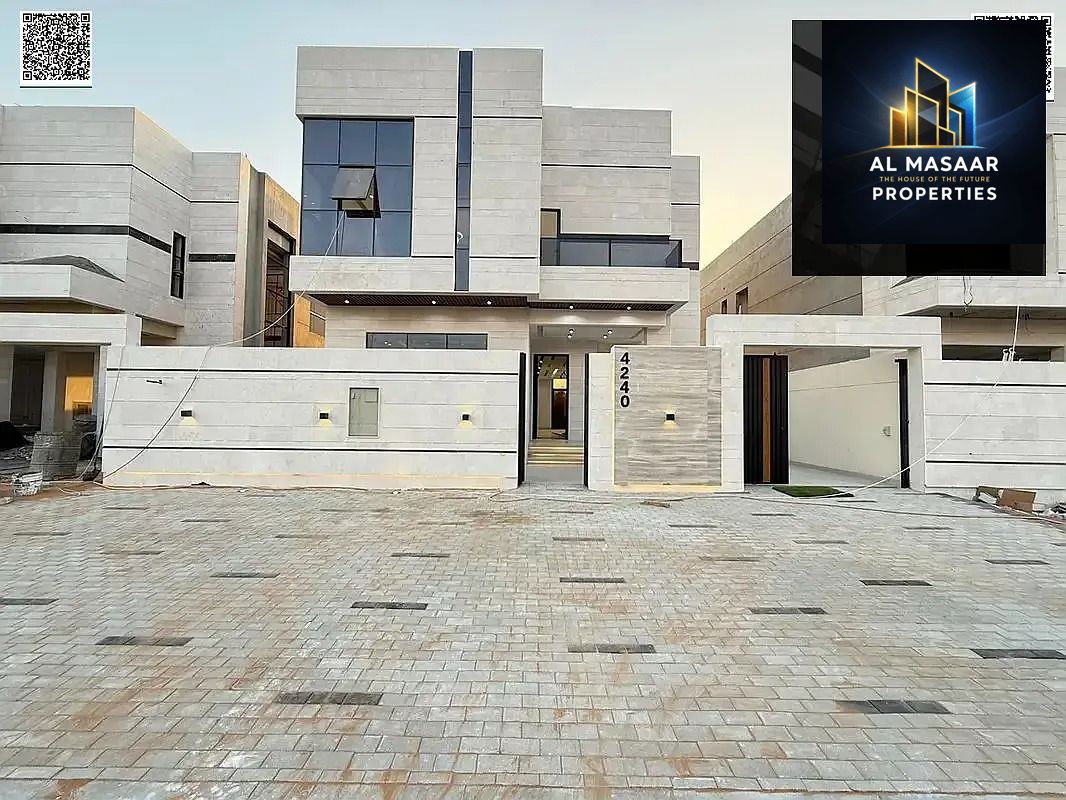 Luxury villa with a swimming pool, excellent finishing, and a very attractive price including registration and ownership fees.
