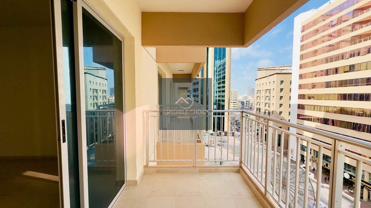 Free Chiller | Spacious 3BHK+Maidsroom | Near Metro