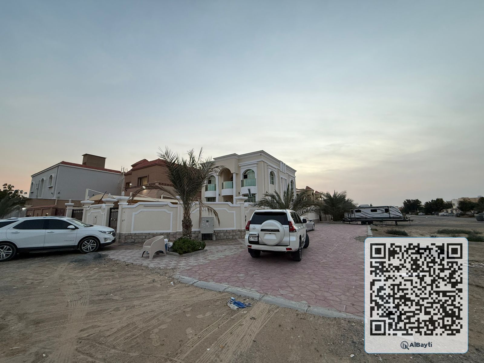Luxury specious corner five master bedroom villa for sale in al Mowaihat area