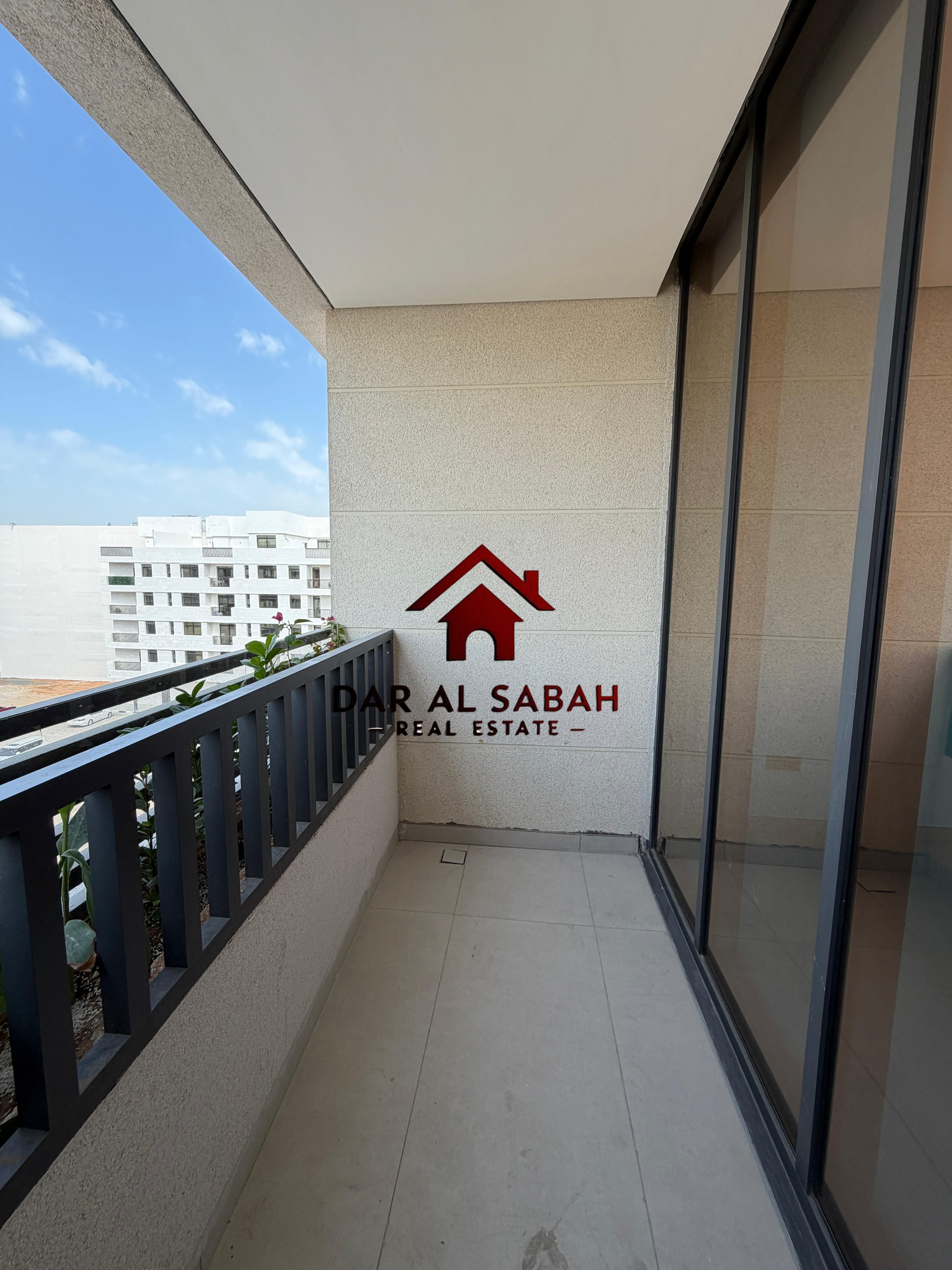 Family Residence | 6 Cheque Payment | Master Room | with balcony/ ready to move