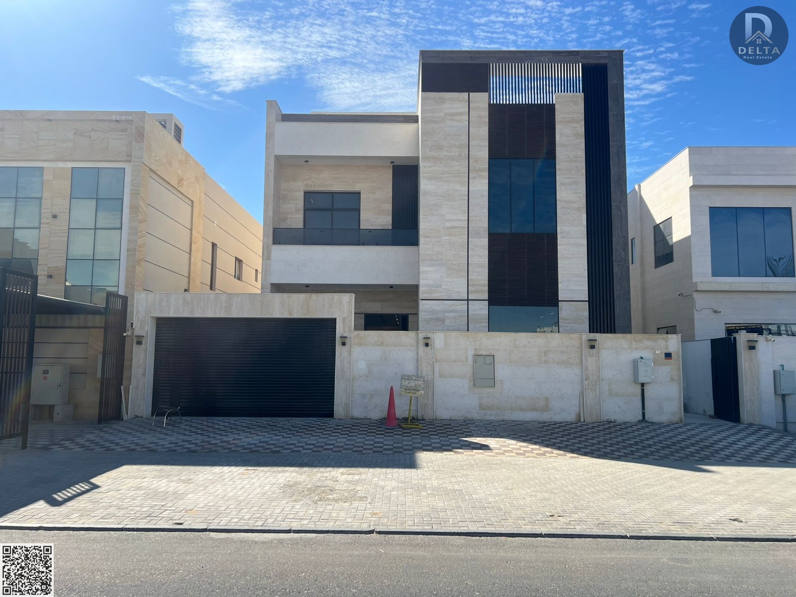 Seize the opportunity and own a luxurious 5-bedroom villa with high-end finishes in one of the most beautiful and quiet areas of Ajman, Al Alia. The v