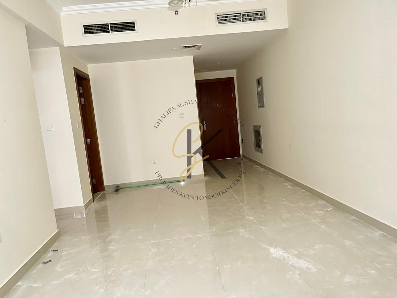 Spacious Unfurnished 1 BHK Apartment for Rent in Muwailah, Sharjah | Prime Location | 950 Sqft | All Amenities Included