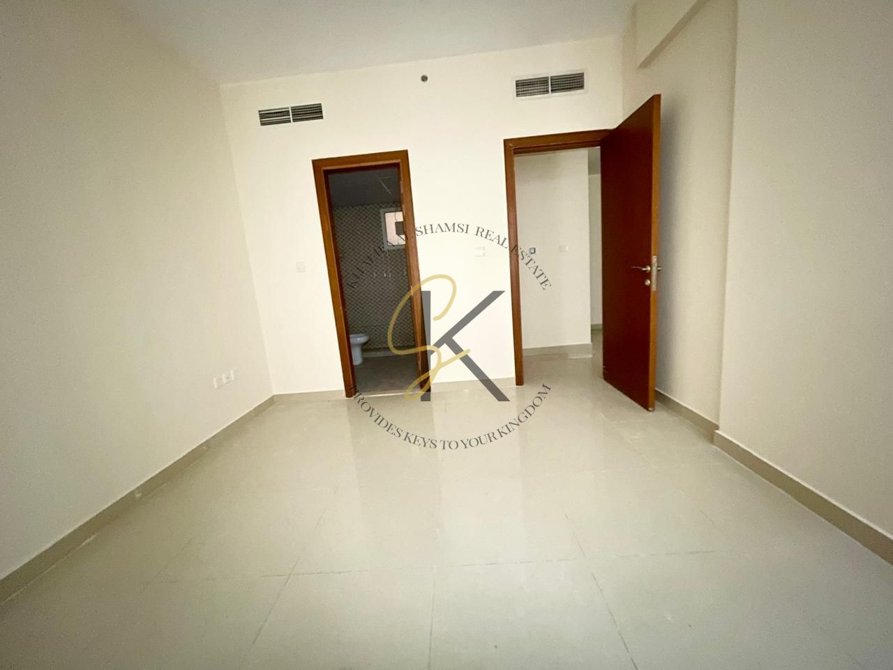 Spacious Unfurnished 1 BHK Apartment for Rent in Muwailah, Sharjah | Prime Location | 950 Sqft | All Amenities Included