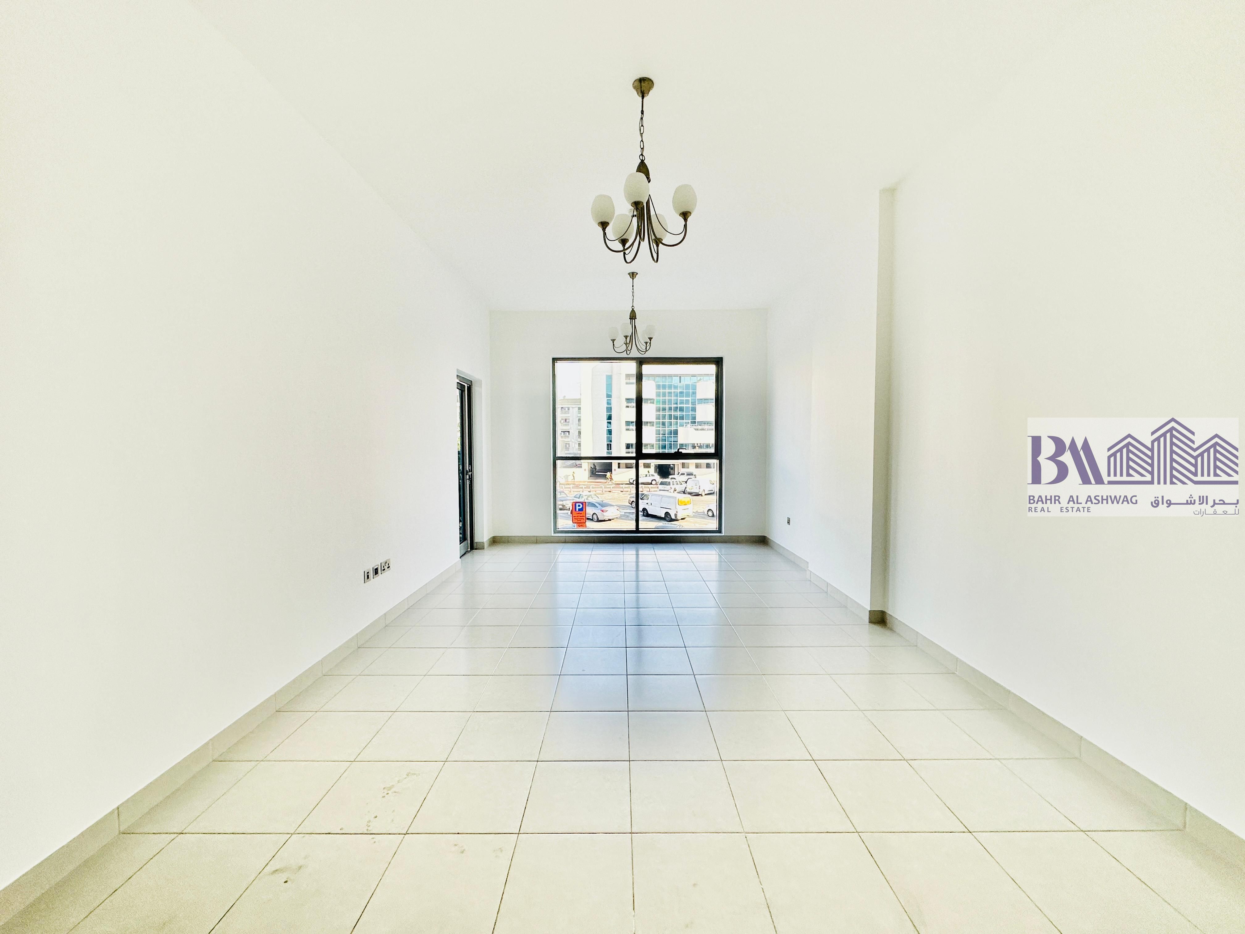 Ready To Move First Class 1BHK Apt Near Metro