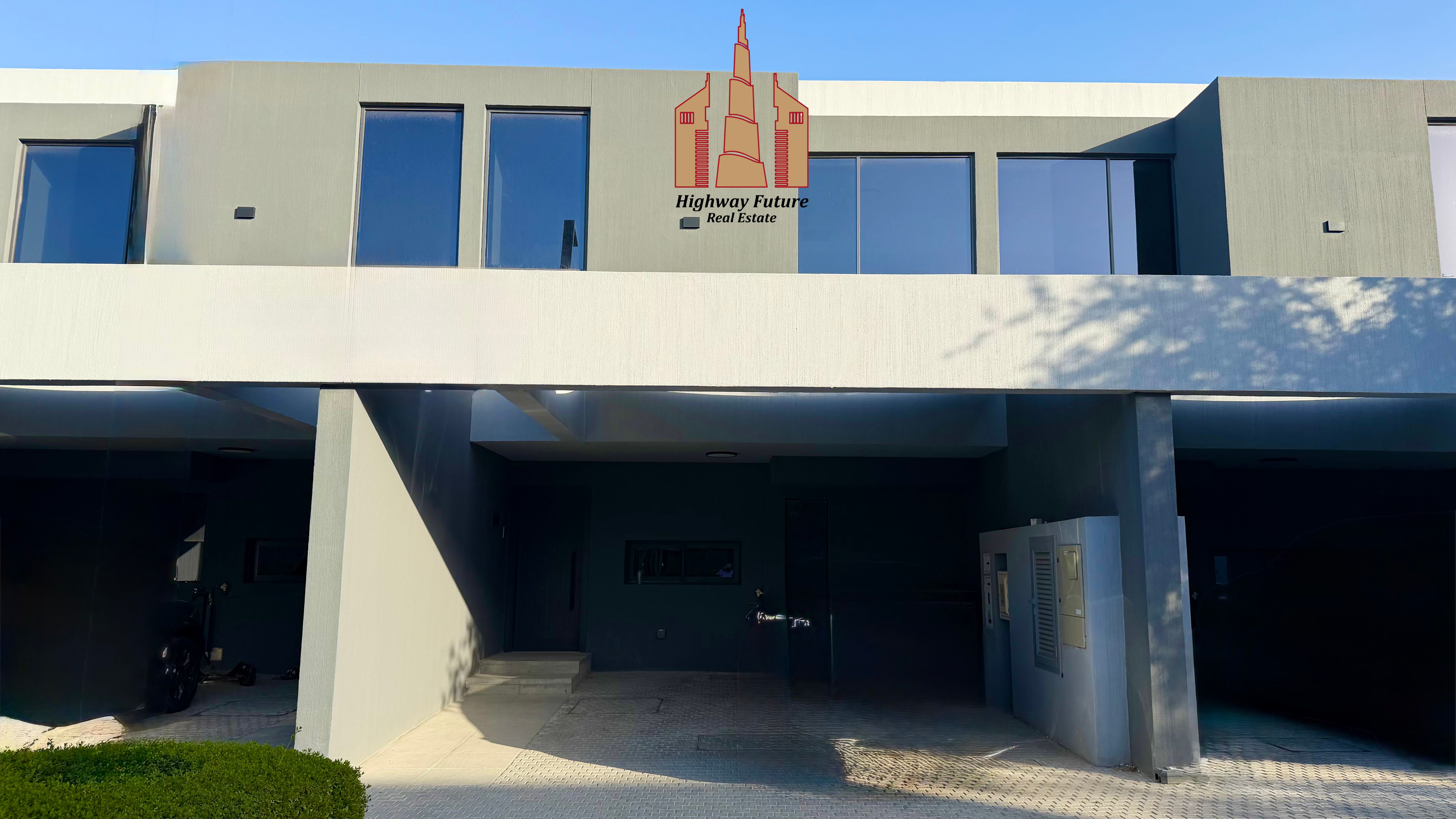 Elegant 2BR Villa with Maidroo...