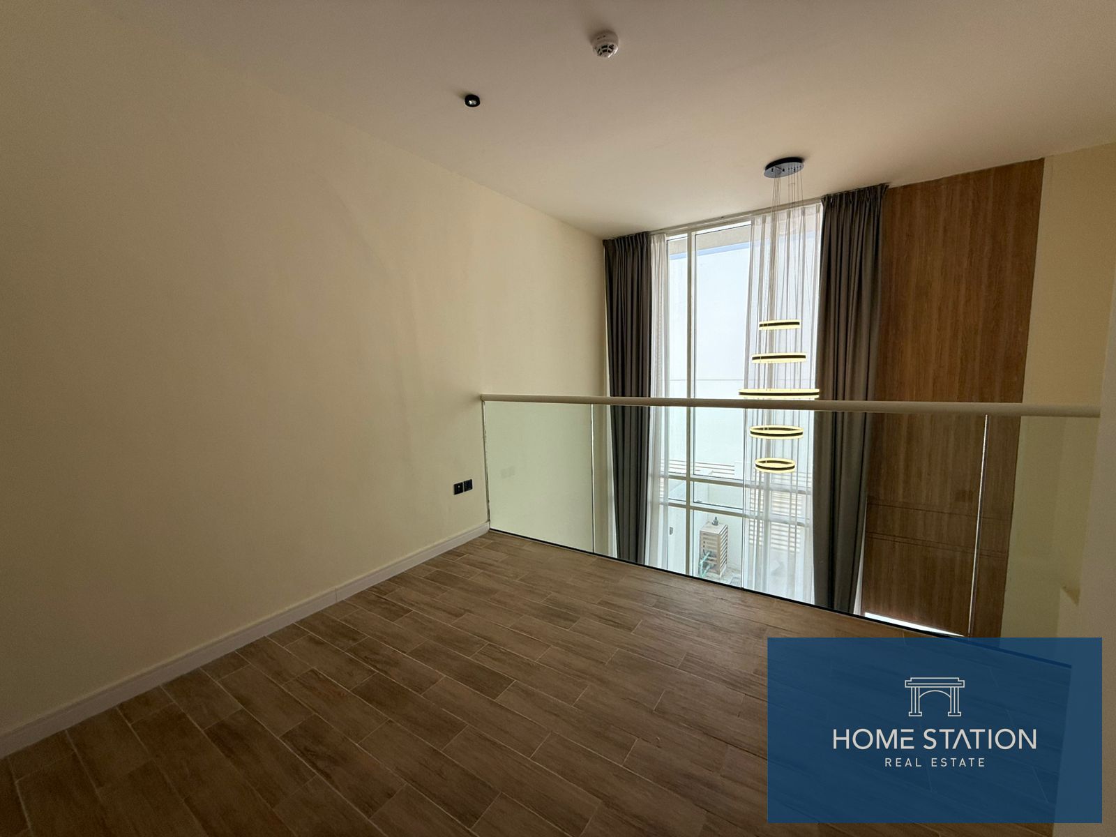 PRIME CORNER UNIT | LANDSCAPED | EASY ACCESS | READY TO OCCUPY