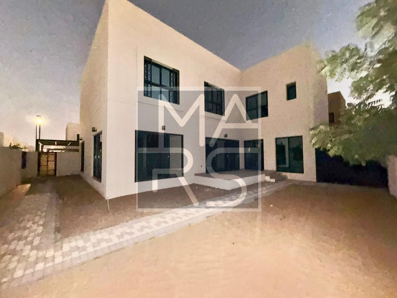The ideal space to balance life | 5 Bedroom for Rent | Dream Big Live Well