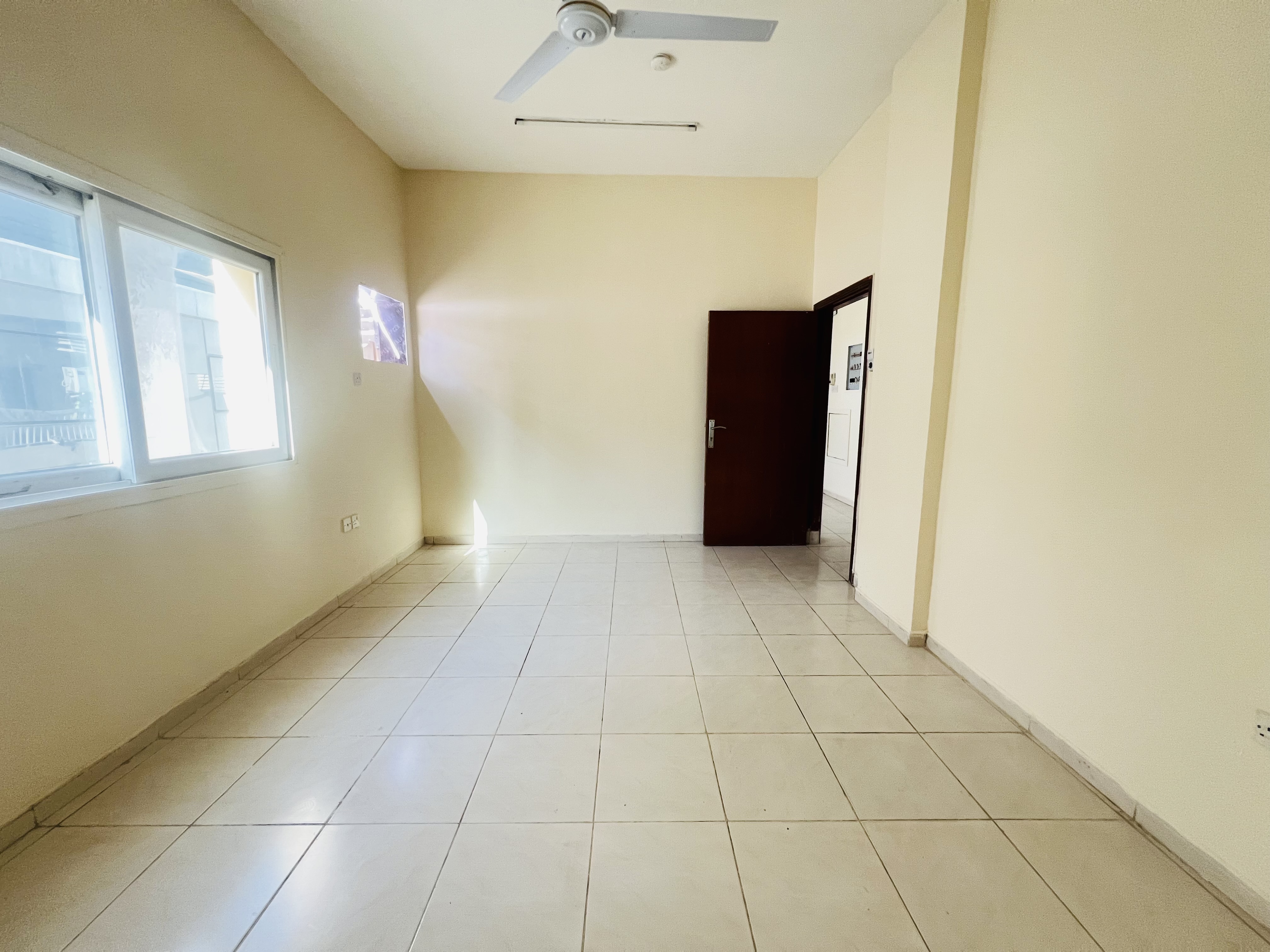 1bhk only for beauchler with balcony and central ac price 33k