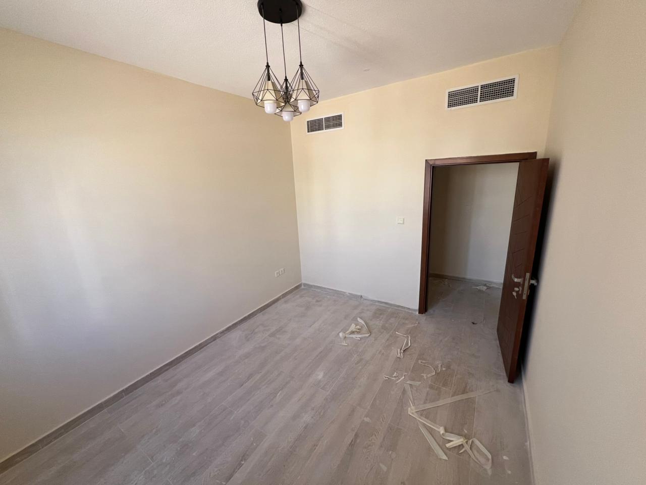 A great opportunity for annual rent in Al Jurf: a brand new, first-time occupant, 3-bedroom apartment with a spacious living room, located behind the