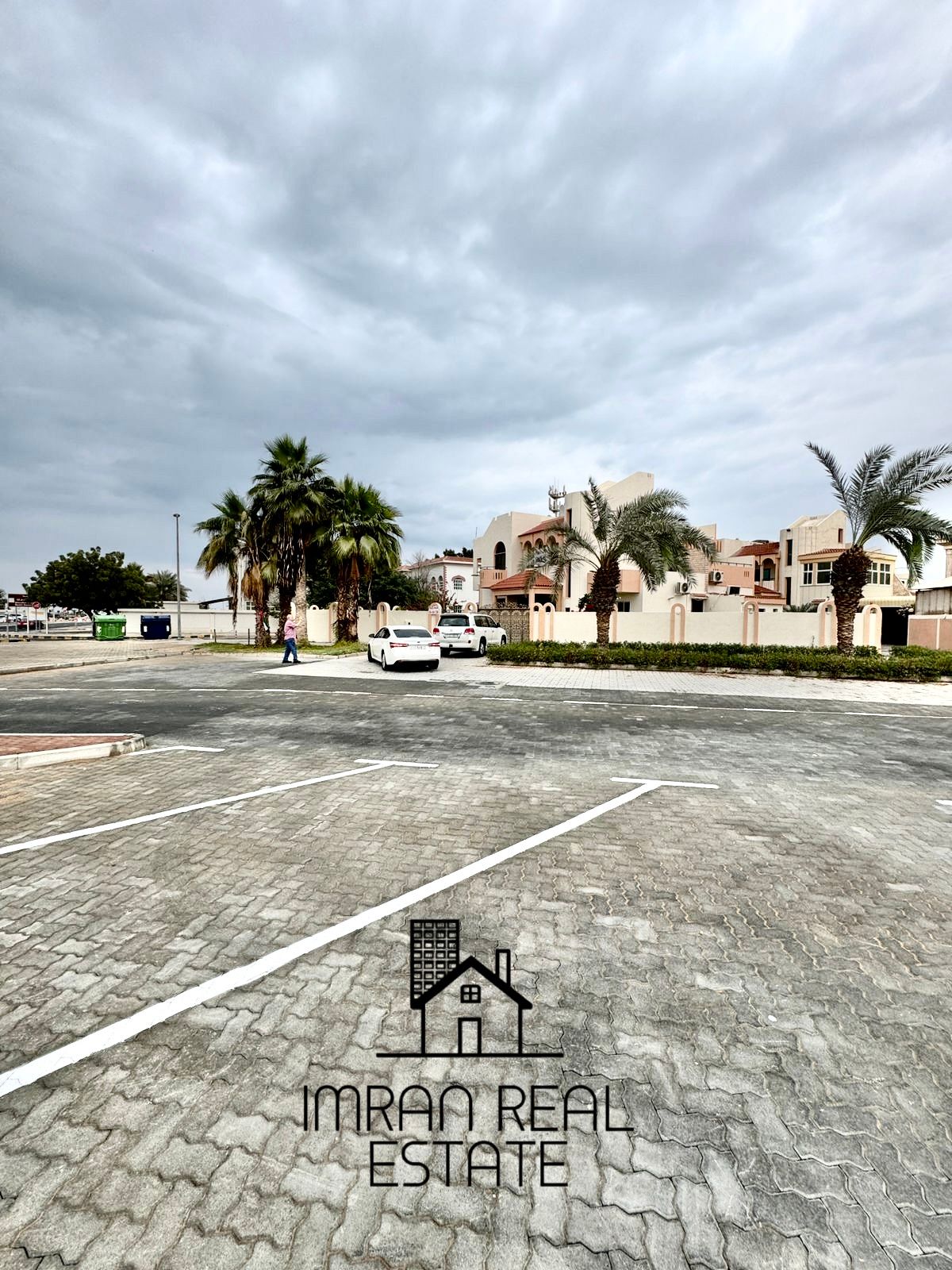 Commercial 5BR Huge Size Villa For Your Business