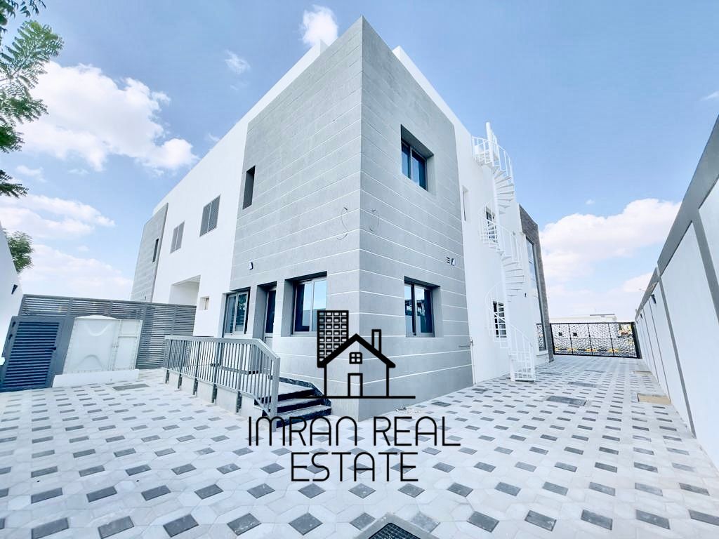 New Modern Design 5BR Villa Huge Size Independent Ready to Move