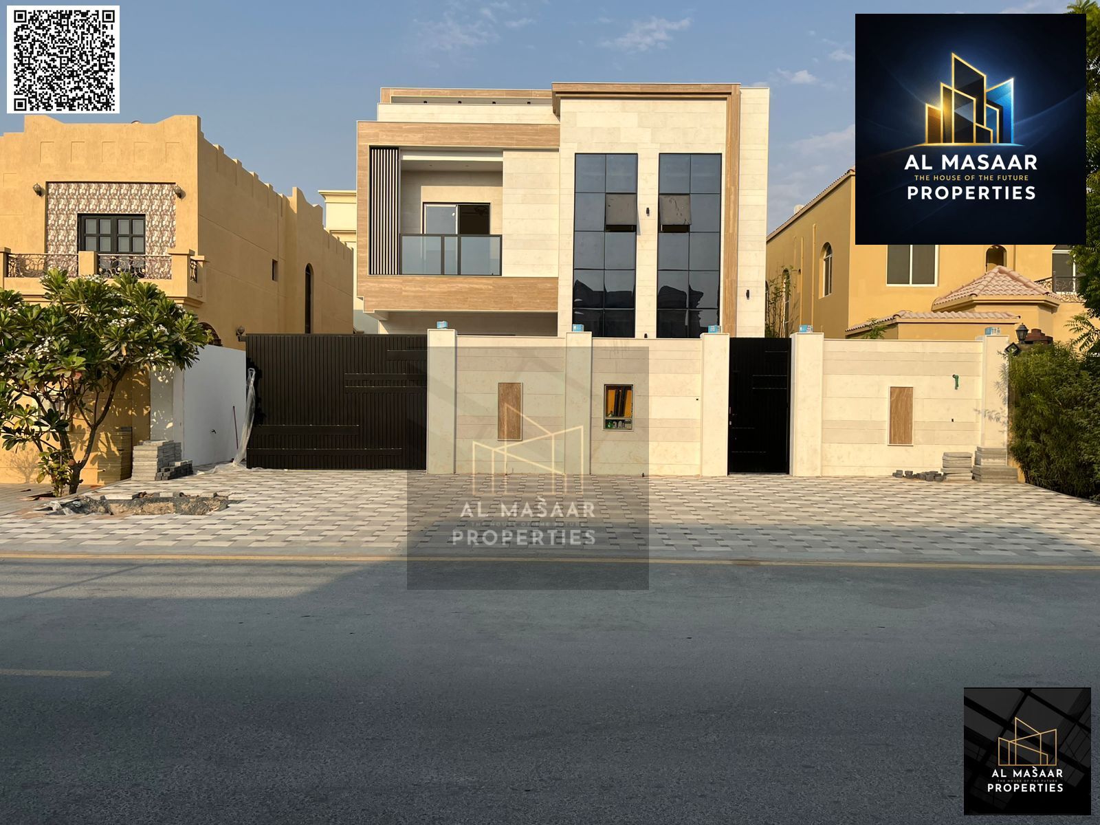 Luxury two-story villa with high-end finishes, 5000 sq ft, close to all services and the mosque, price negotiable.