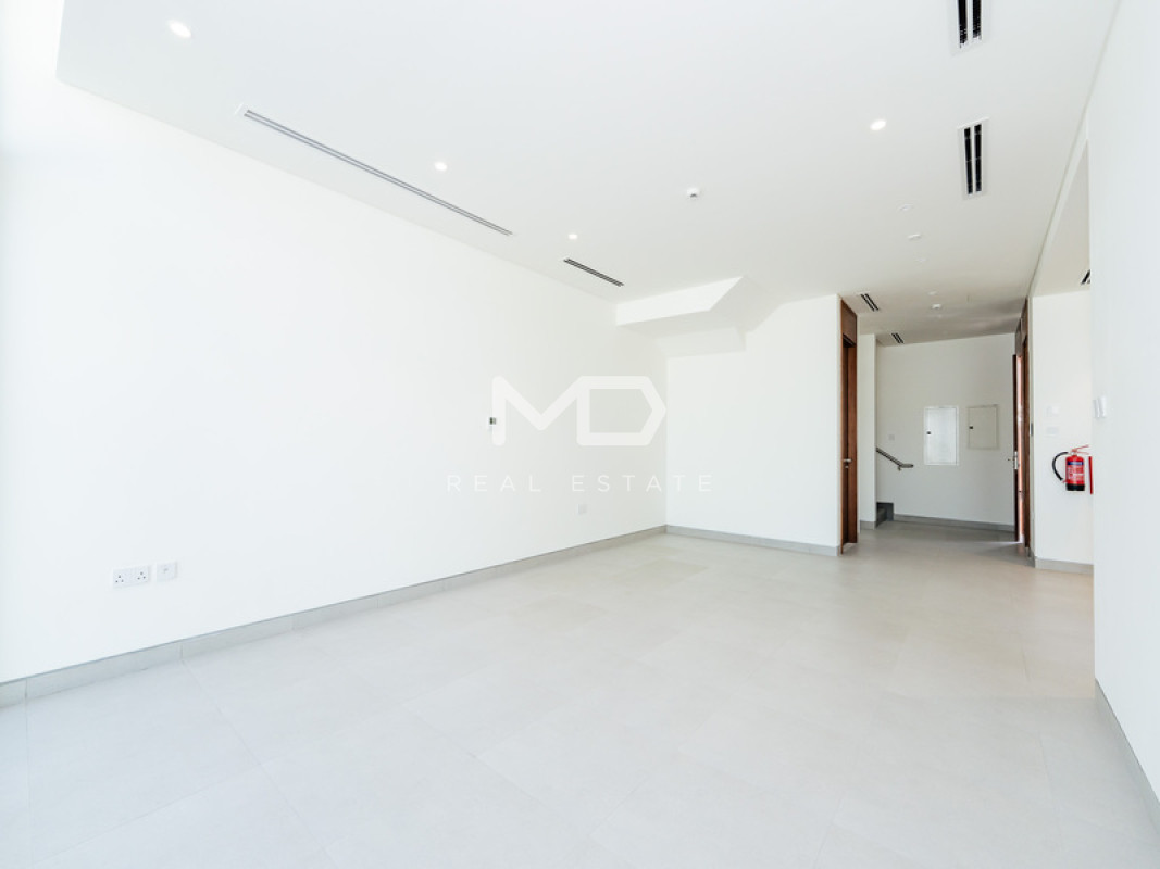 Ready To Move In | Modern Finishings | Prime Area