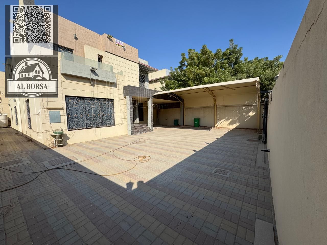 Villa for rent in Rawda, near Sheikh Ammar Street, second plot, 6 rooms, majlis, living room, maid's room, 160,000 final price