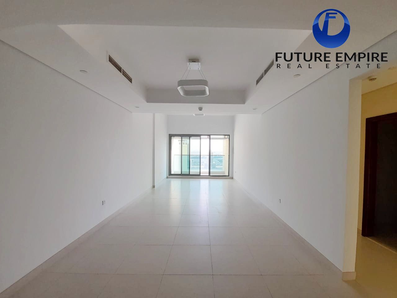 HUGE 2BHK + LAUNDRY | GYM POOL PARKING | NEARBY METRO