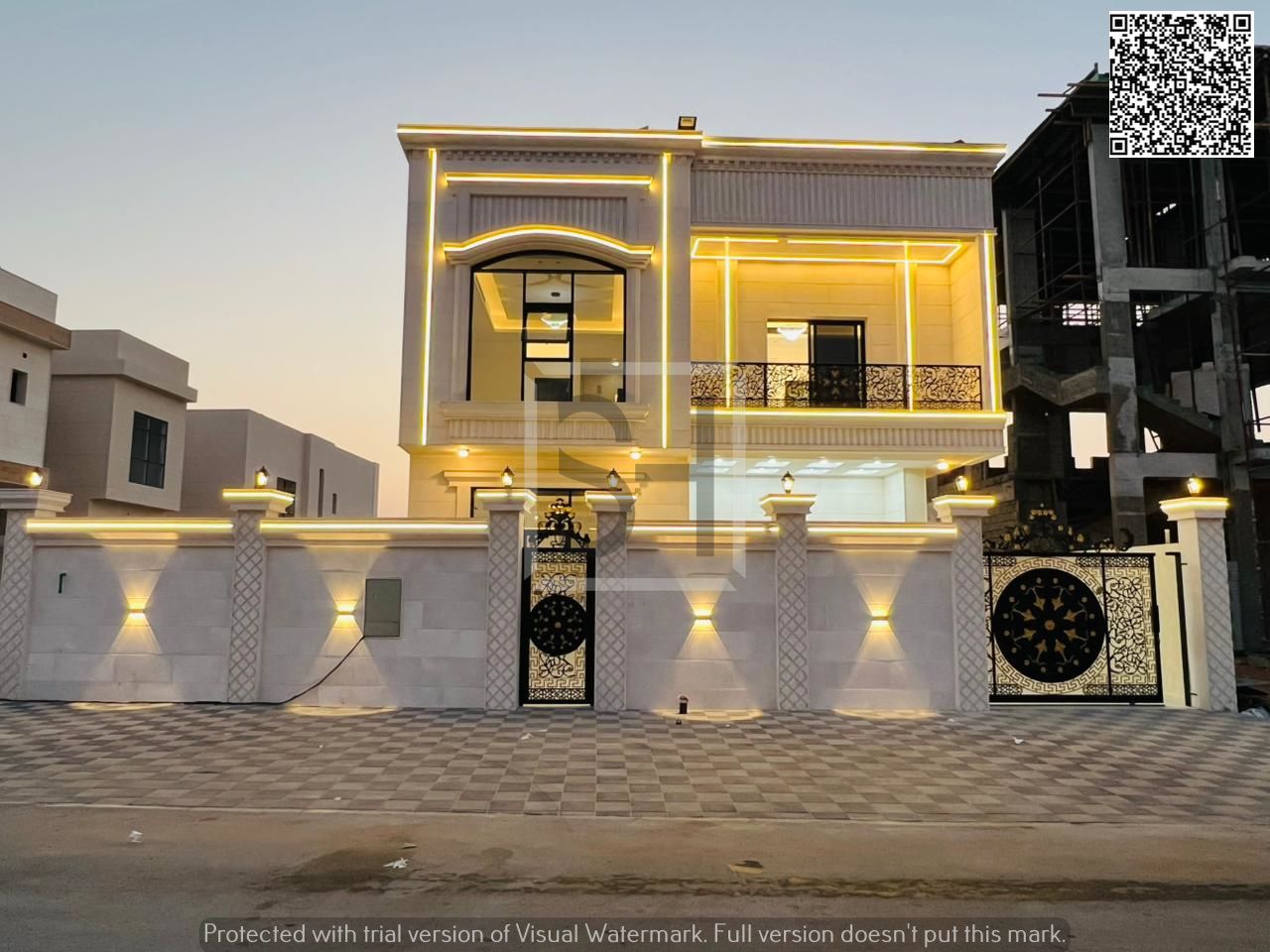 Villa for sale opposite a garden, including registration fees, electricity, water and air conditioning.