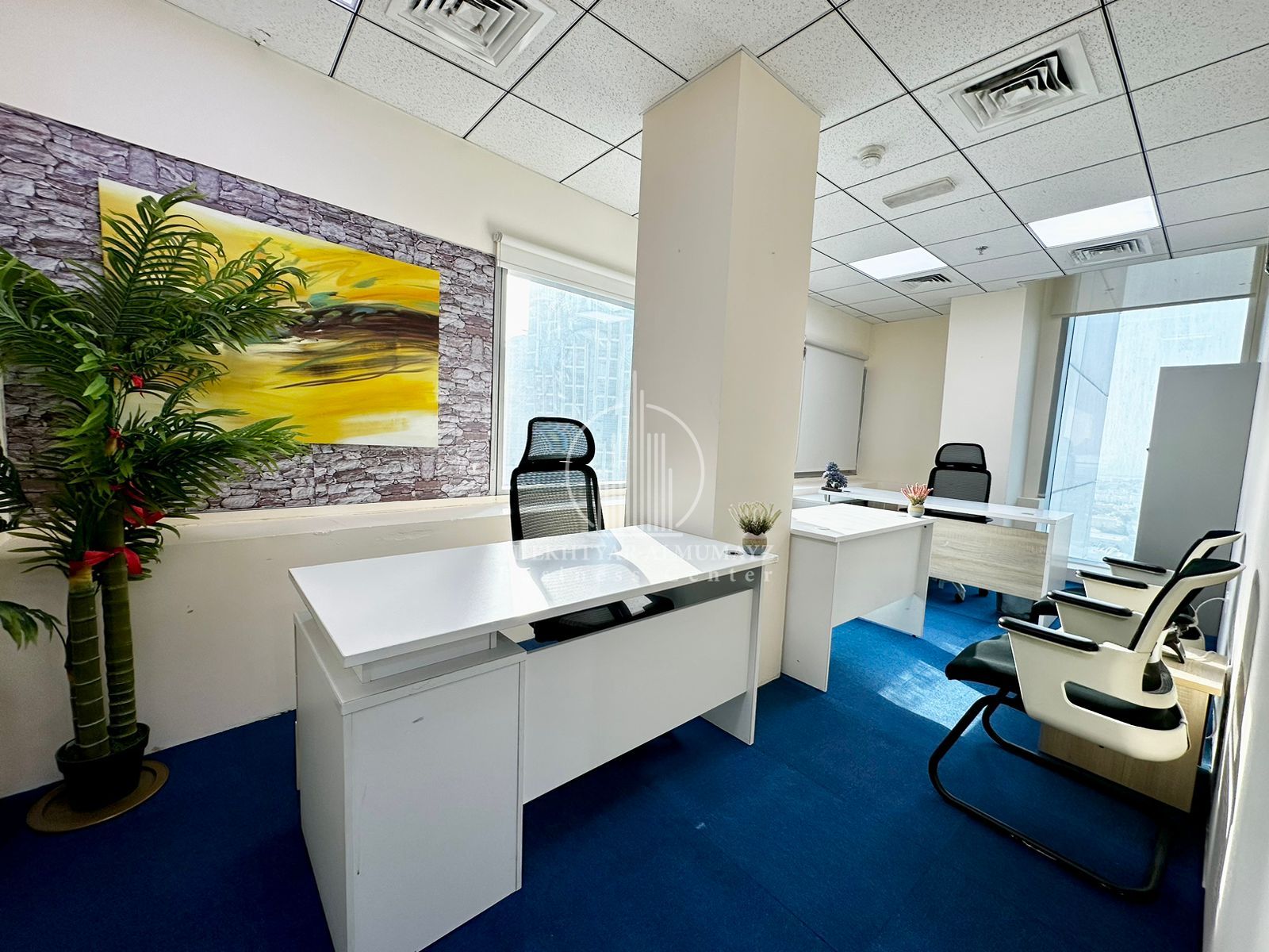 Vacant by May 2026| Corner Unit | 3-4 Seats