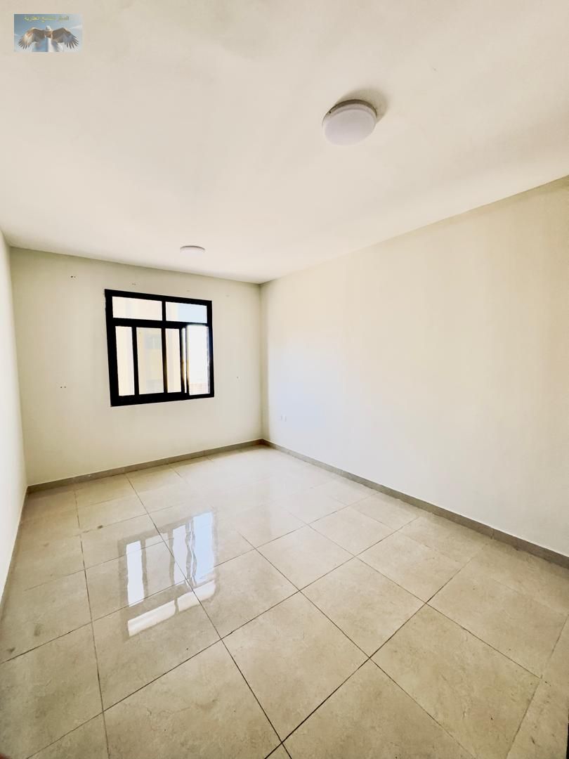 A golden opportunity! Seize the chance and book your unit in one of the best locations in Ajman. One bedroom and living room for rent in Al Jurf 3, ne