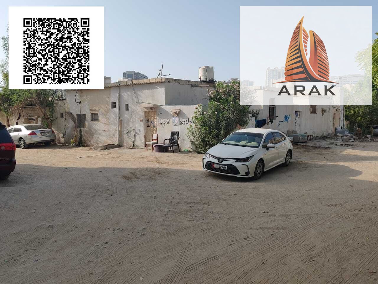 An Arabic-style house is available for sale in Al Rashidiya 3 with residential and commercial approval. The property is ideally located on a corner w