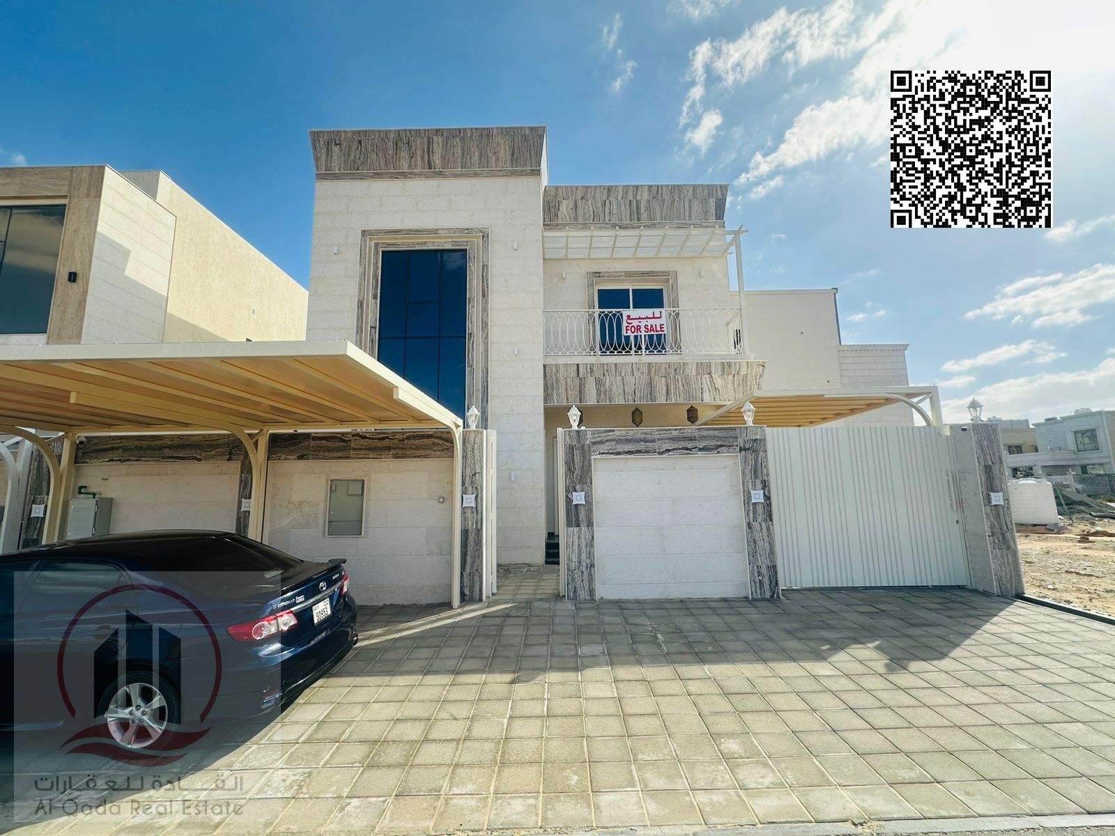 Luxury villa with 5 master bedrooms for sale in Al Zahia area
