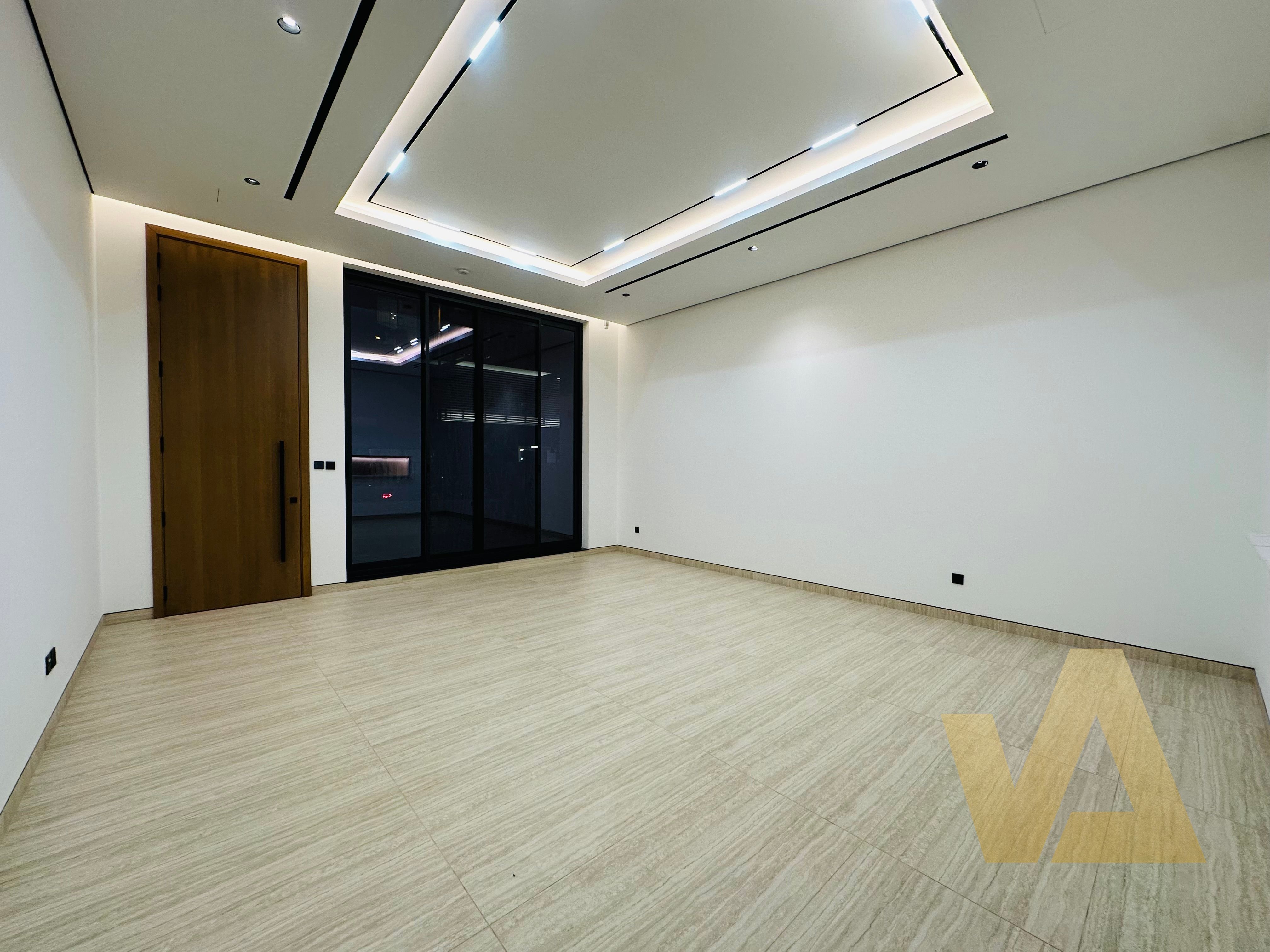 Fully upgraded | Vacant | Ready to move