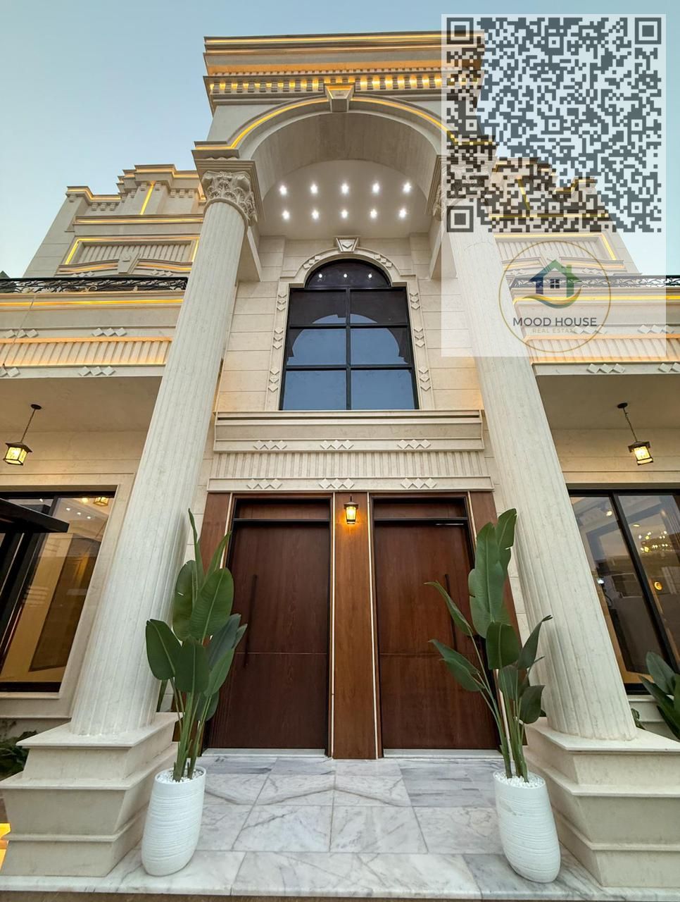 Luxury Villa for Sale – Classic Design | Stone Facade | VIP Finishing Villa Details Plot Size: 3,400 sq ft Built‑up Area: 4,300 sq ft Ground