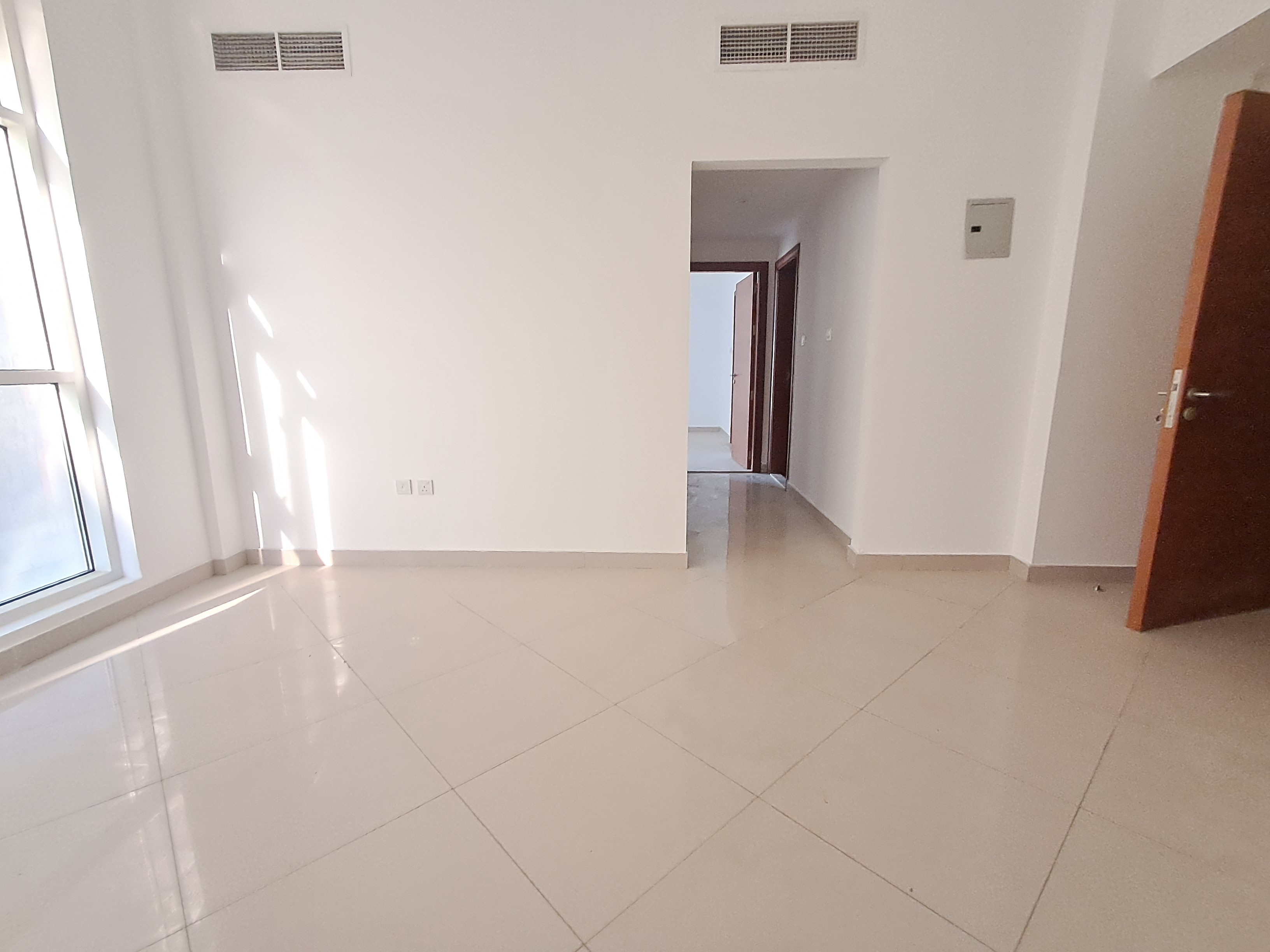 Limited offer 1bhk Apartment with 2washroom 36k available