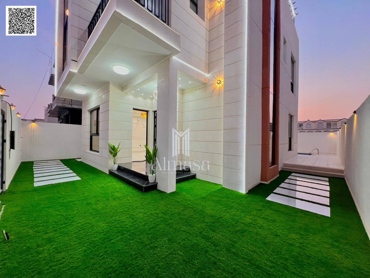 Freehold . classic villa Ready with electricity, water, and air conditioning