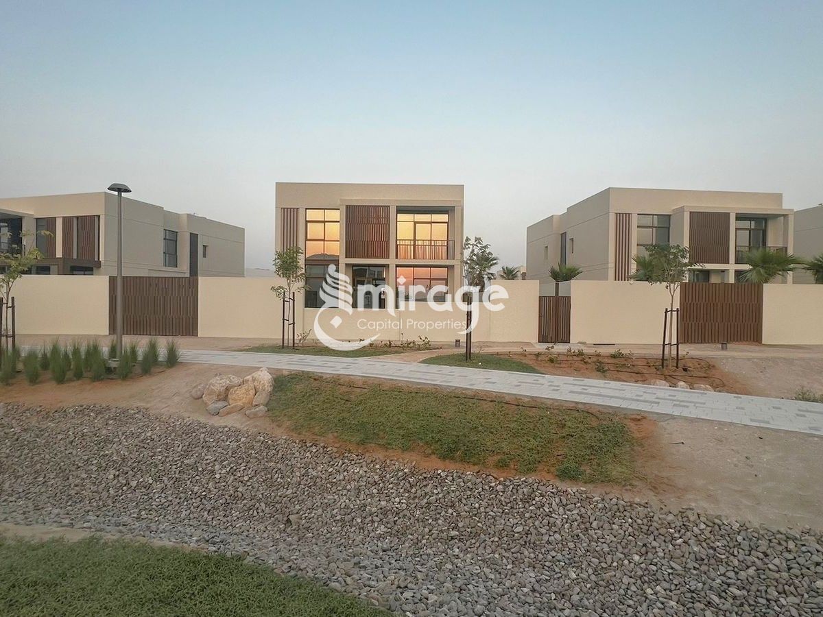Vacant 4BR Villa | Type V4 | Premium Facilities