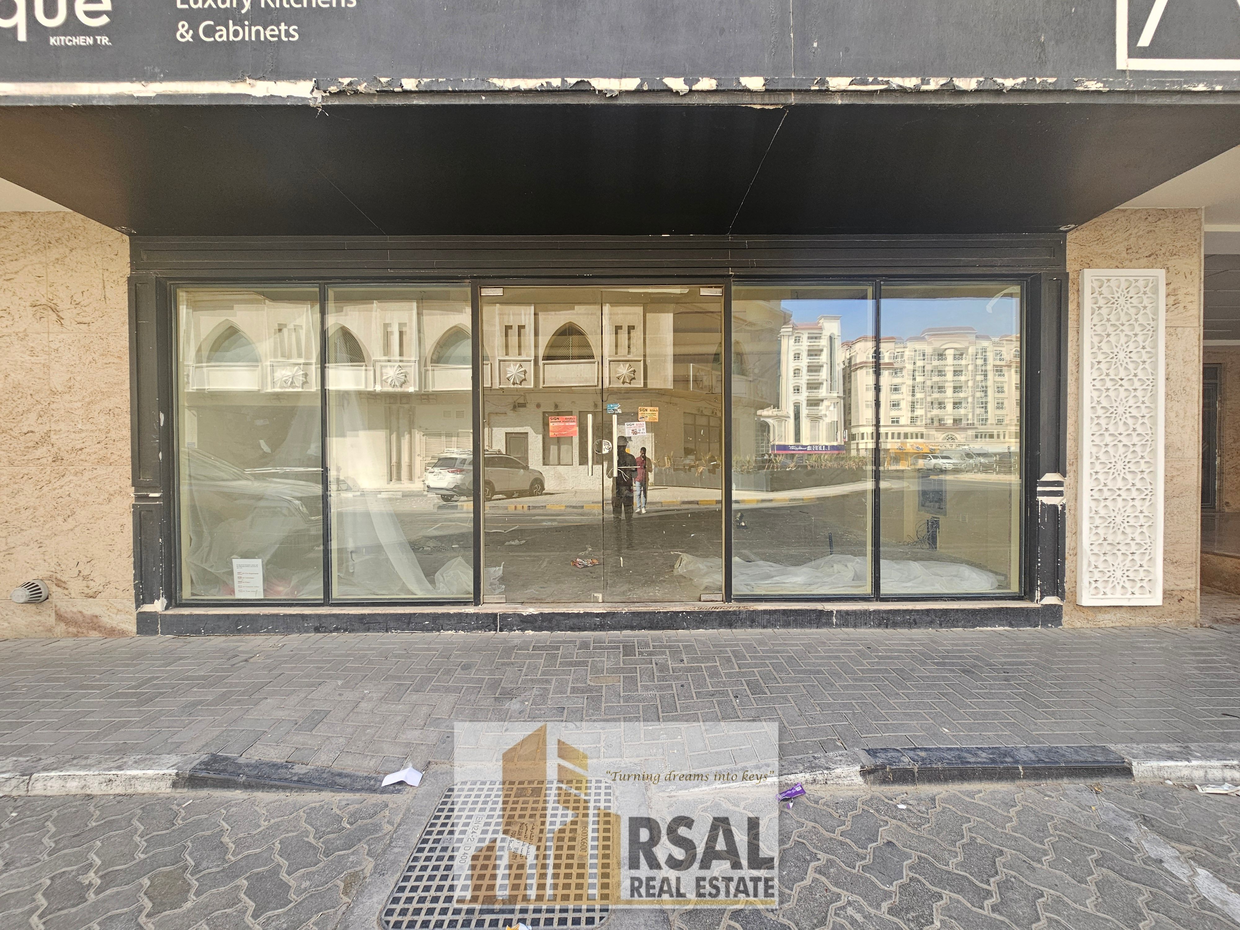 Affordable Road Side Shop/Ready to move/EASY Payment/Near to New Muwaileh Park
