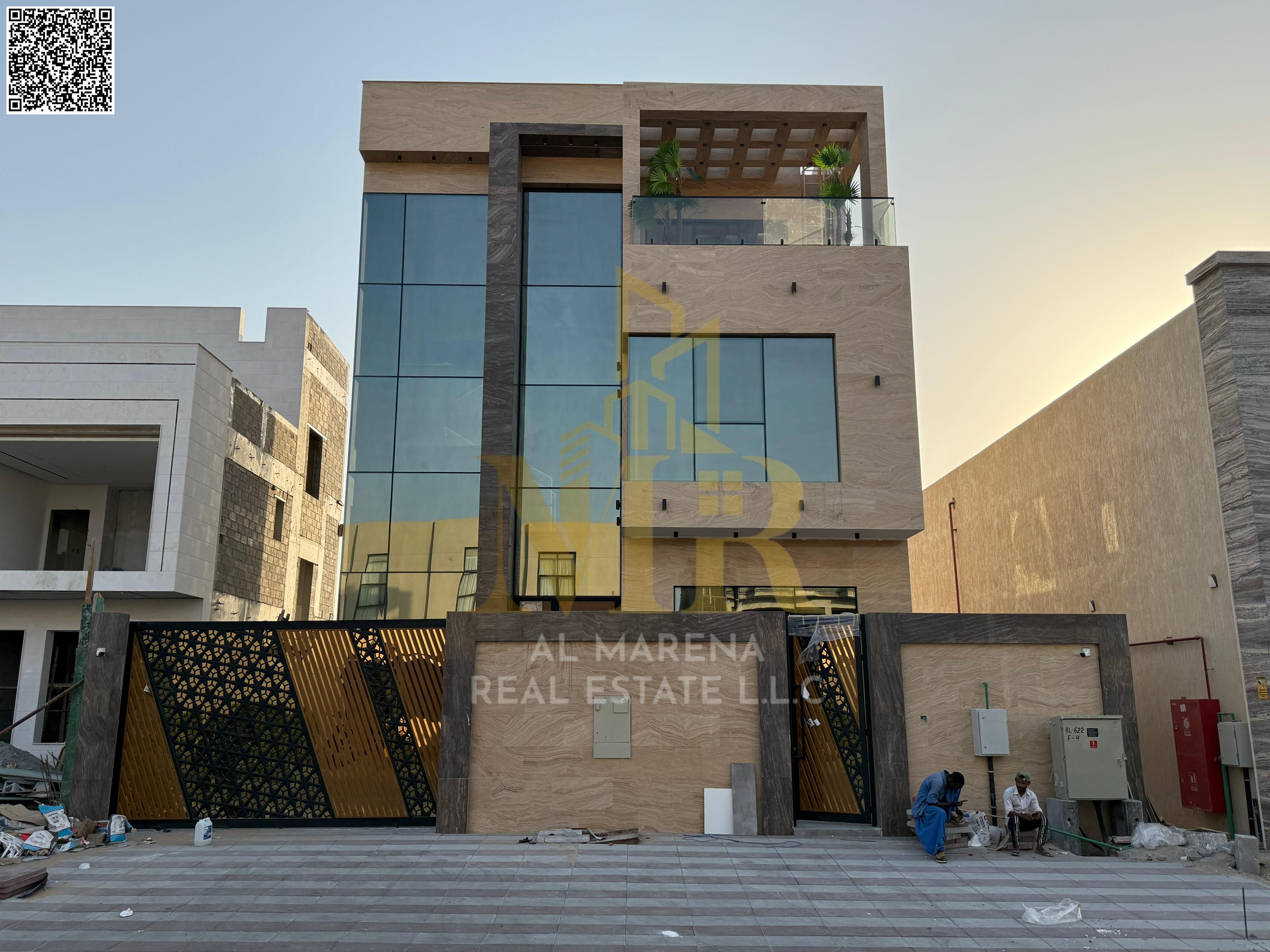 A villa with a price including electricity, water and air conditioning on the main street, ready to move in, in the most prestigious areas of Ajman. F